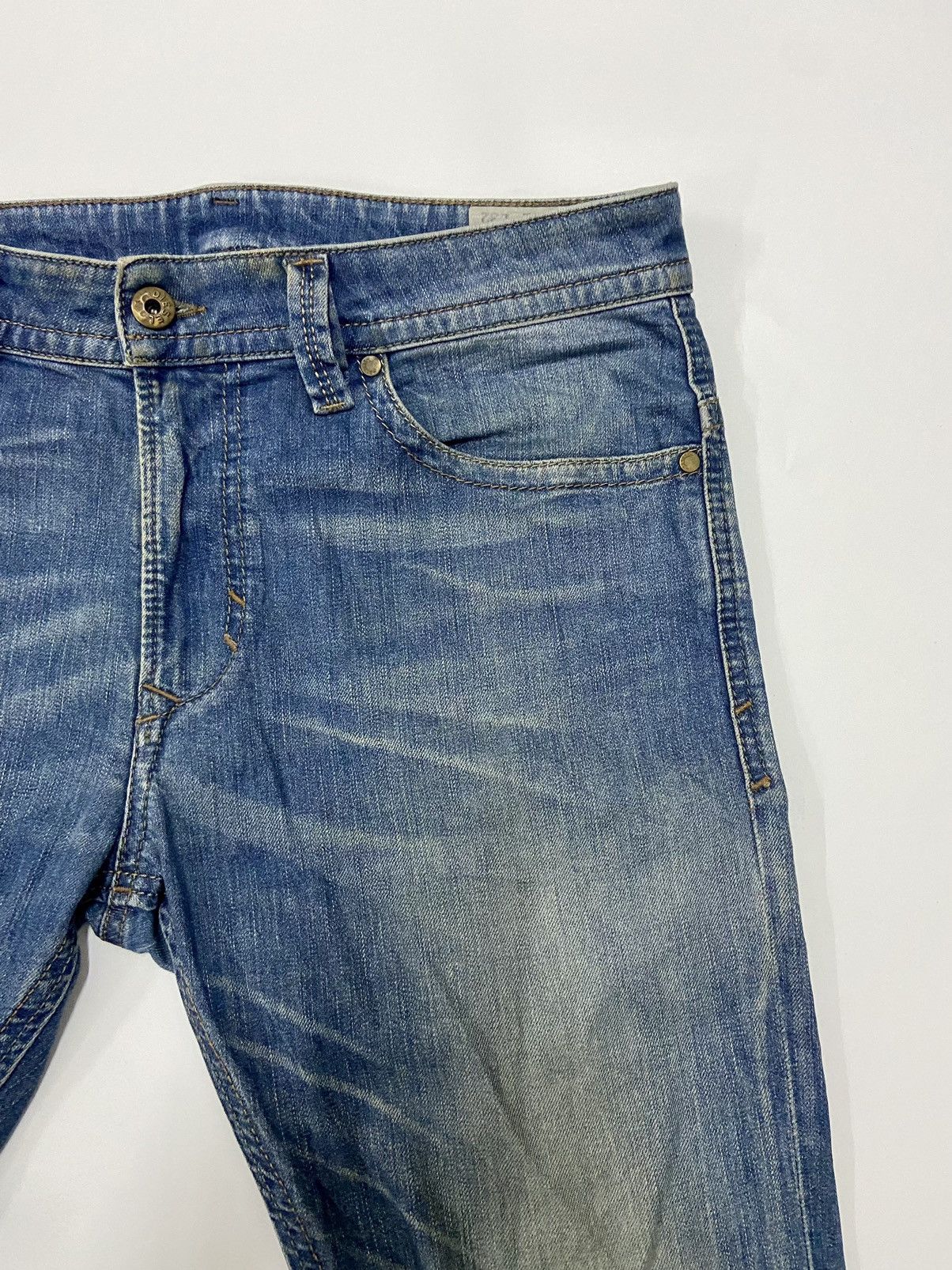 Diesel DIESEL DISTRESSED JEANS Size US 31 - 6 Thumbnail