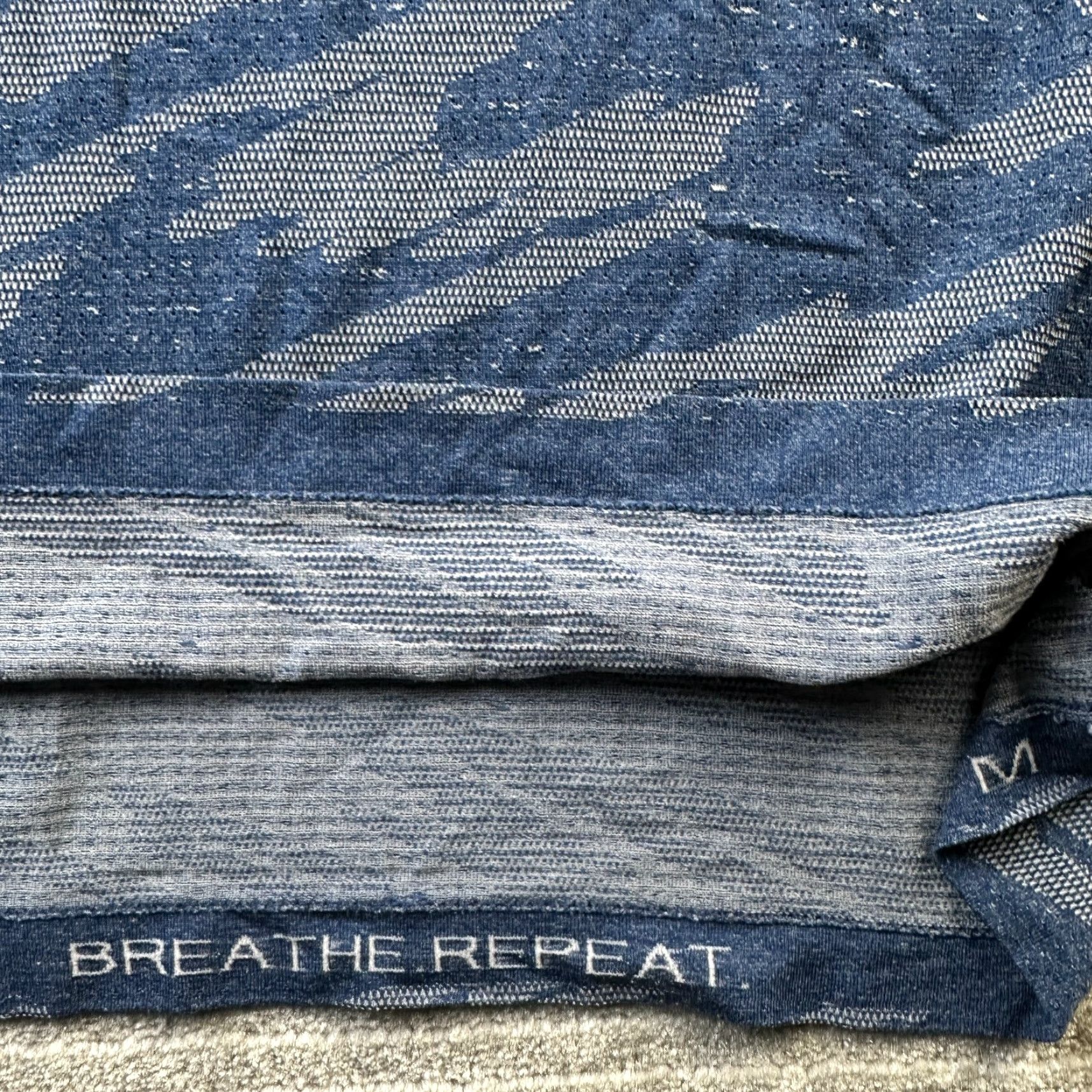 Lululemon Lululemon Shirt Medium Blue Camouflage Metal Vent Breathe Short Sleeve Gym Mens Size US M / EU 48-50 / 2 - 6 Thumbnail