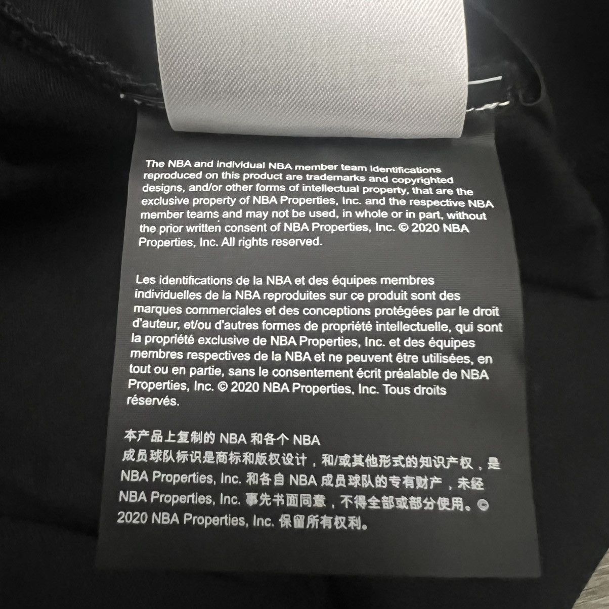 Essentials × NBA Fear of God Essentials NBA Tee Size US L / EU 52-54 / 3 - 11 Thumbnail