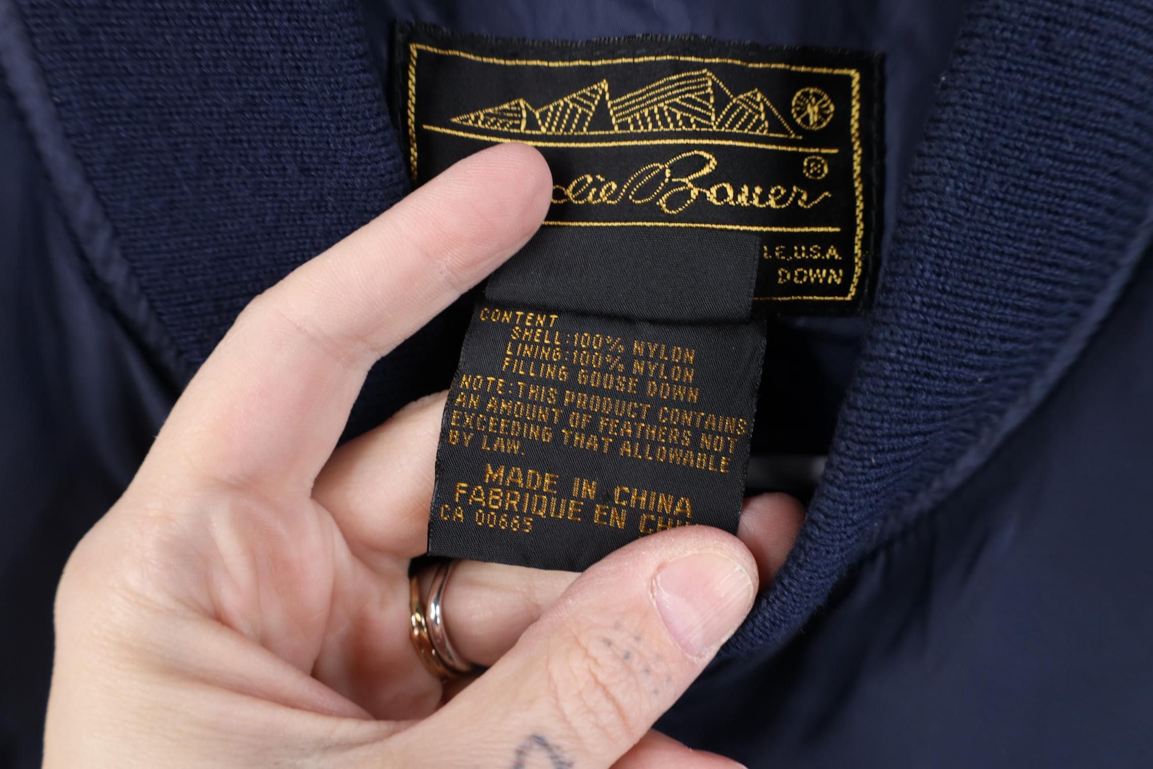 Eddie Bauer Vintage 90s Eddie Bauer Full Zip Puffer Vest Jacket Blue Size US M / EU 48-50 / 2 - 9 Thumbnail