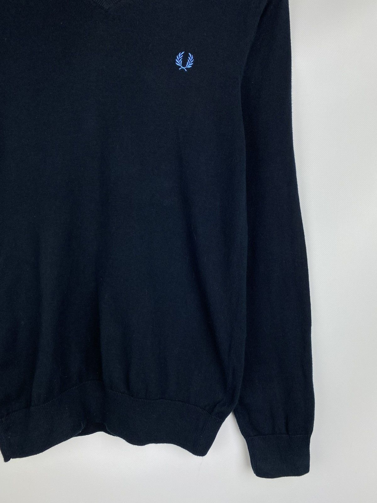 Fred Perry Fred Perry men’s v-neck cotton sweater pullover size S Size US S / EU 44-46 / 1 - 6 Thumbnail