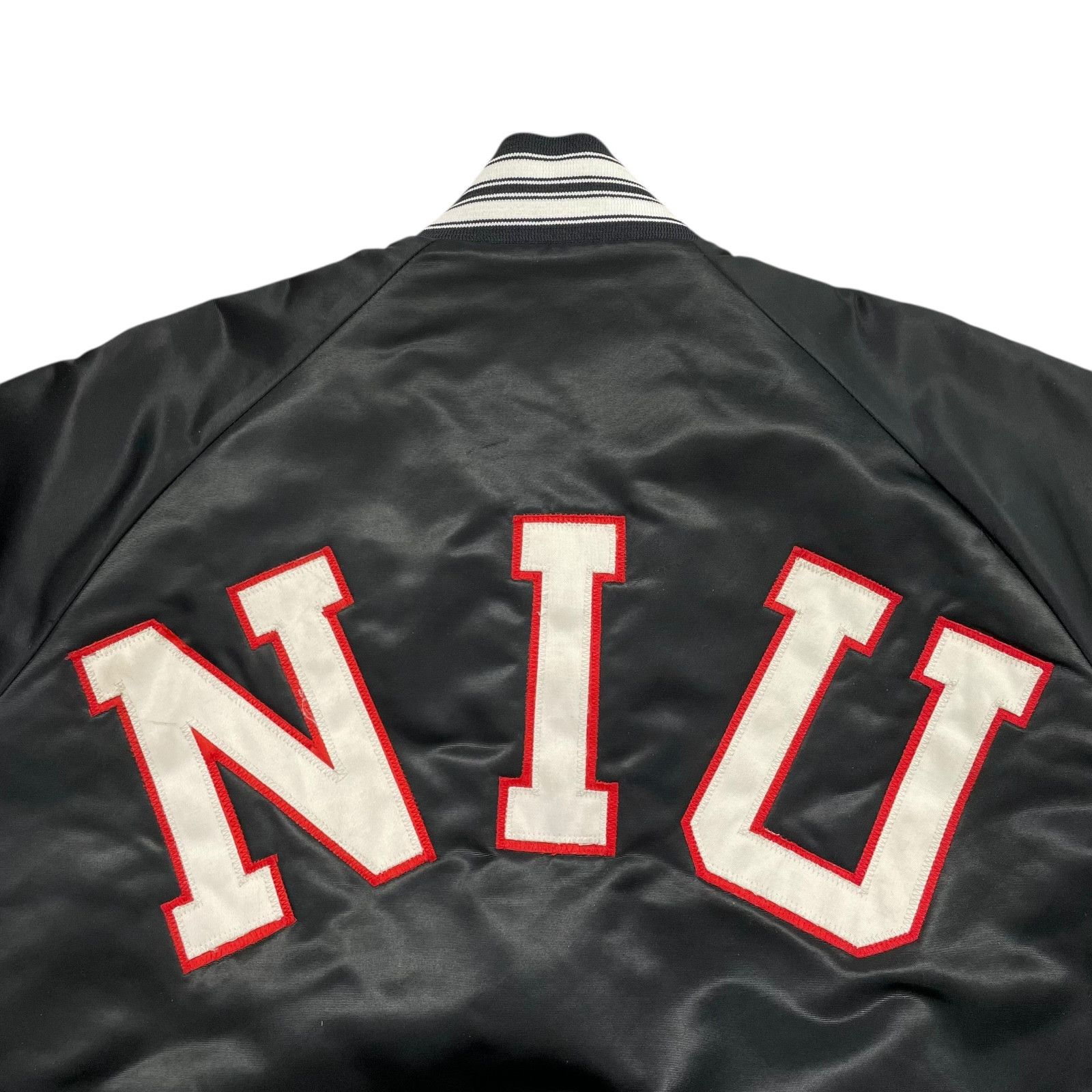 NCAA VTG NIU NORTHERN ILLINOIS HUSKIES SATIN JACKET CHALK LINE L Size US L / EU 52-54 / 3 - 3 Thumbnail