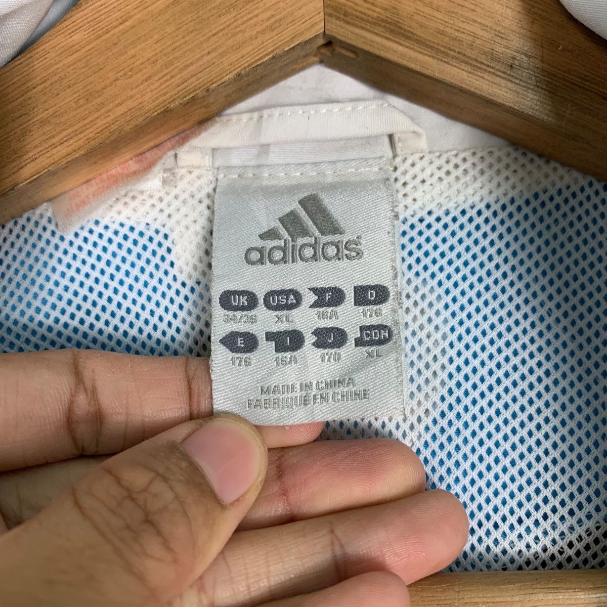 Adidas ADIDAS Olympique de Marseille Youth Light Jacket #0605-C28 Size US XL / EU 56 / 4 - 17 Thumbnail