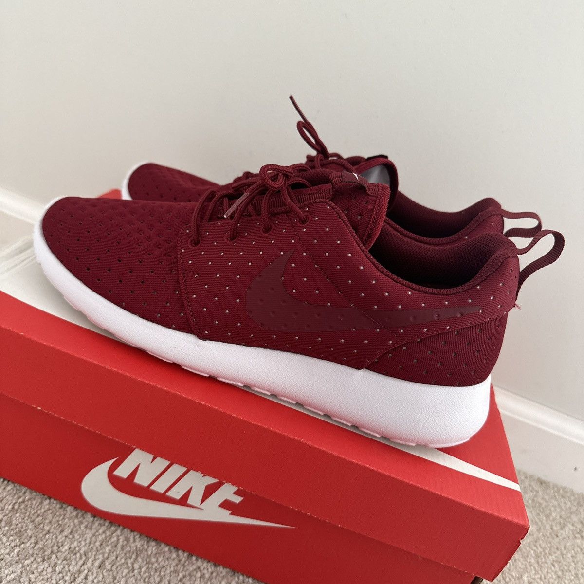 Nike Roshe One SE Team Red