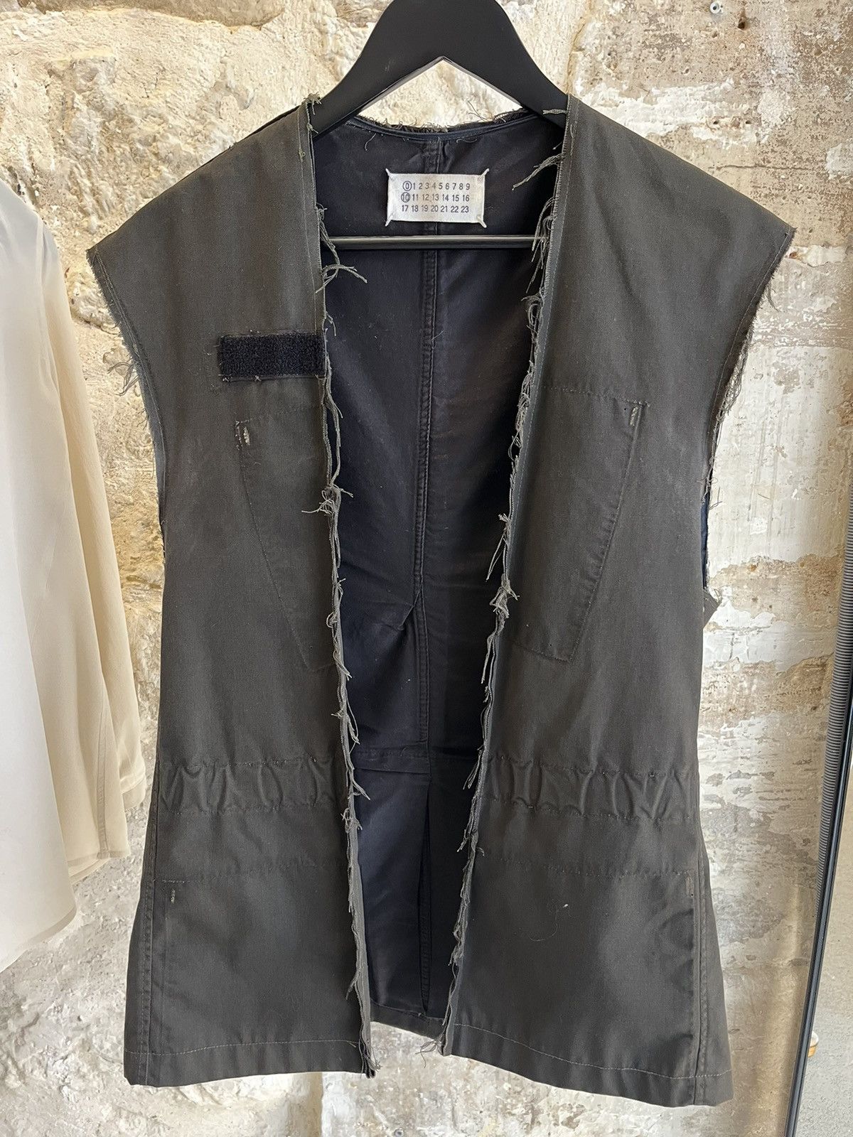 Maison Margiela SS2001 Artisanal Reconstructed French Army Jacket Size US L / EU 52-54 / 3 - 1 Thumbnail