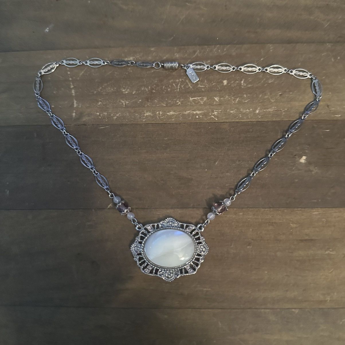 Other × Vintage Vintage 1928 silver ornate link mother of pearl necklace Size ONE SIZE - 2 Thumbnail