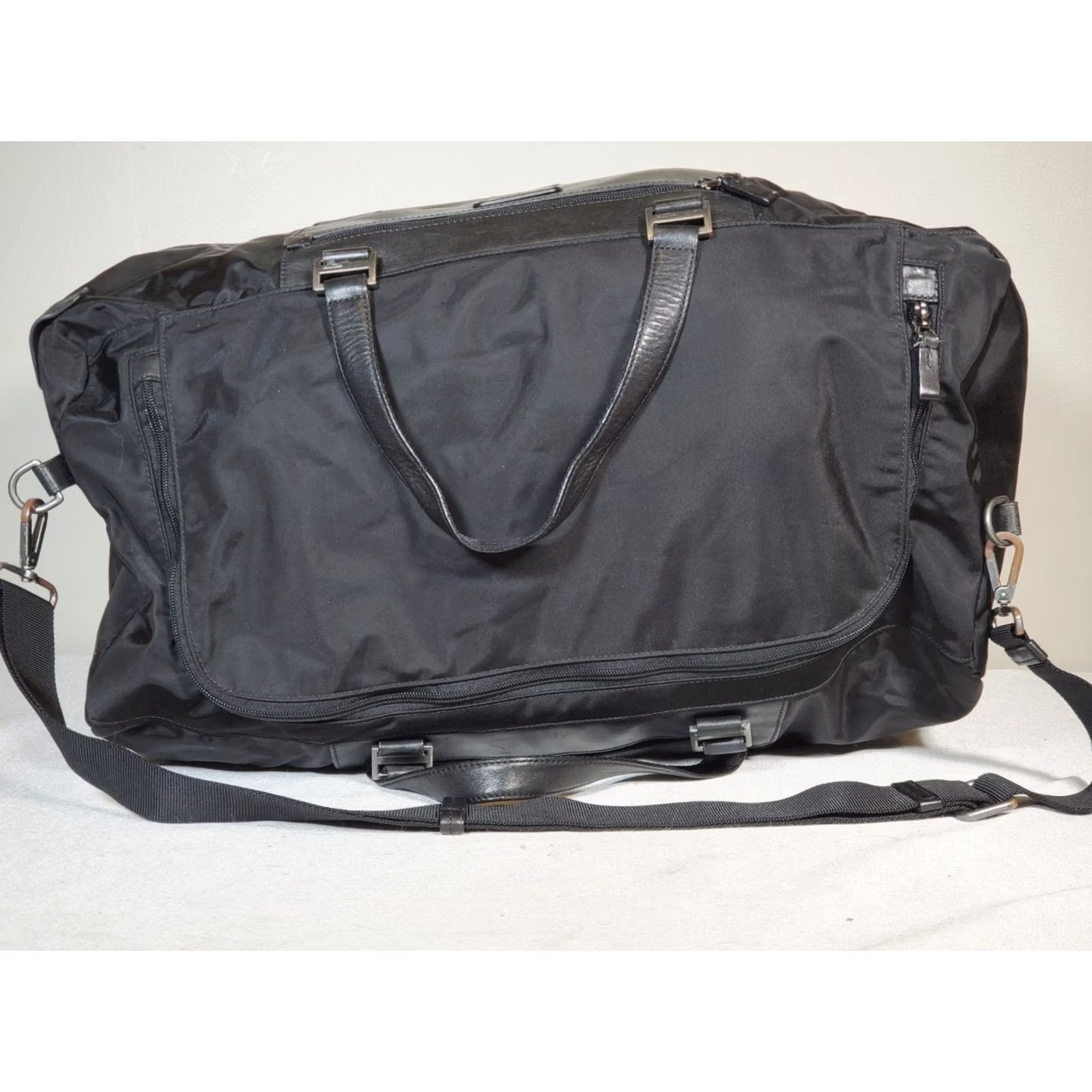 Tumi Tumi Pack-a-Way Duffle Weekender Bag - Black Nylon Leather Shoulder Strap Size US M / EU 48-50 / 2 - 6 Thumbnail