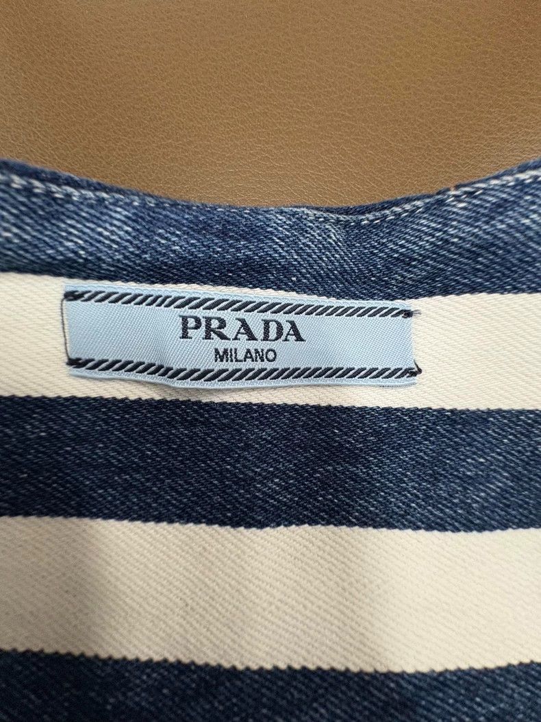 Prada Prada High-waisted blue and white striped triangle shorts Size 24" / US 00 / IT 34 - 6 Thumbnail