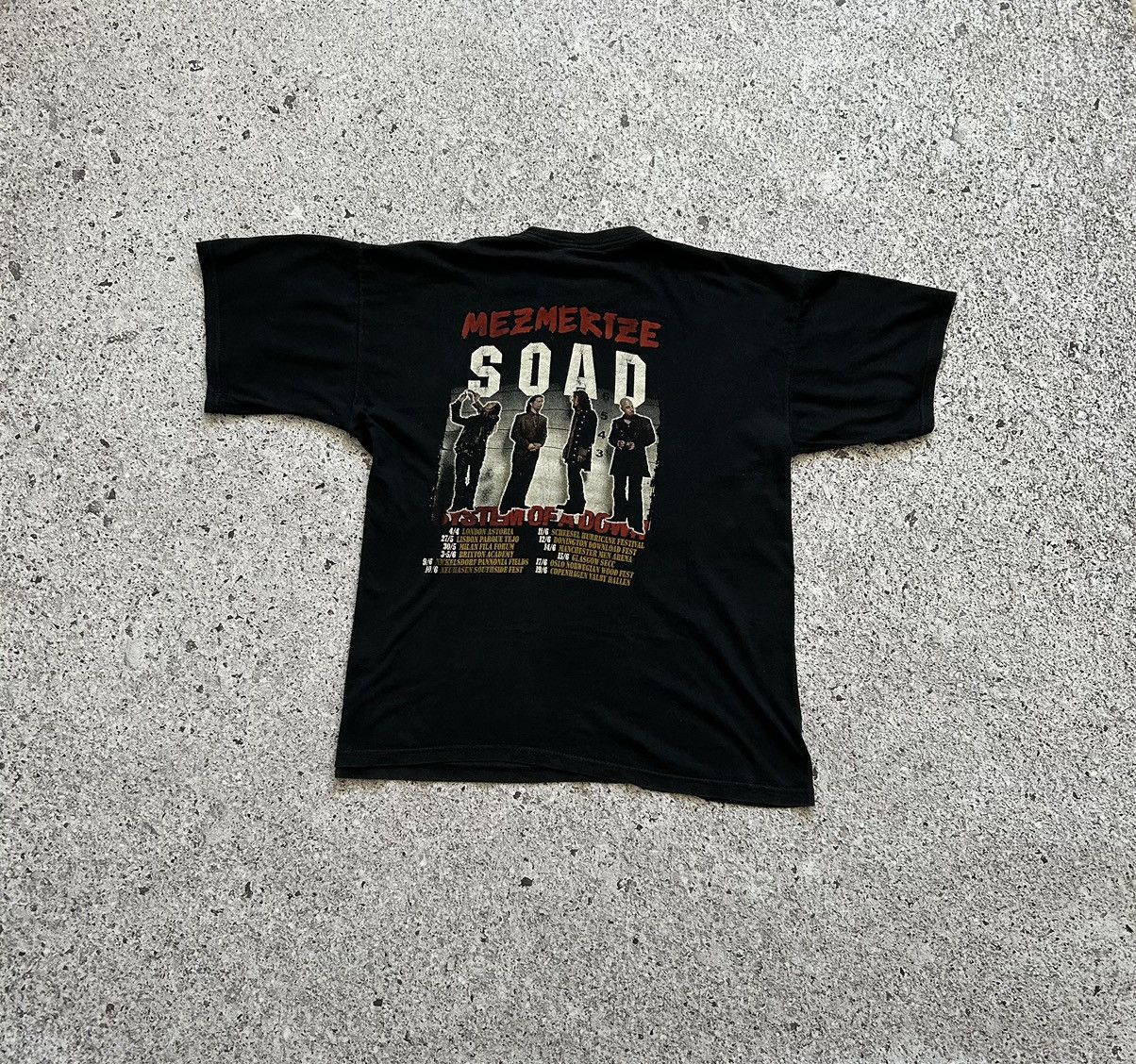 Band Tees × Vintage Vintage 2005 System Of A Down ‘Mezmerize’ T-Shirt Size US XL / EU 56 / 4 - 6 Thumbnail