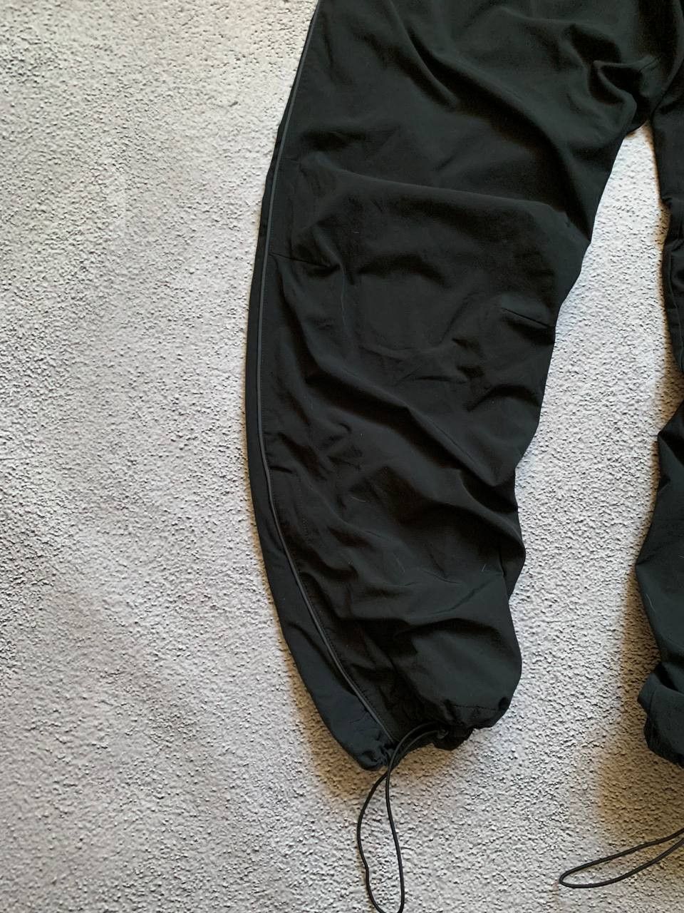 Nike Vintage Nike Nylon Trackpants Baggy Drill Y2K Style Size US 34 / EU 50 - 6 Thumbnail