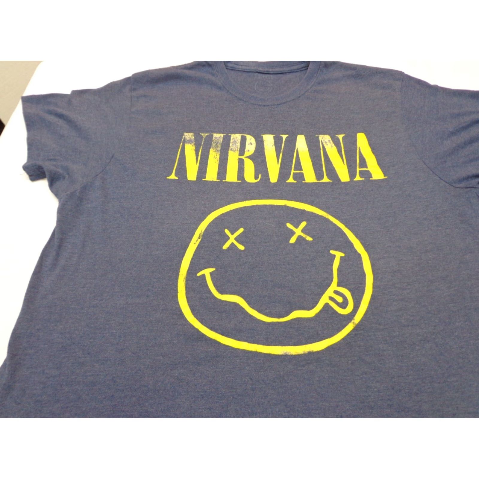 Logo 7 Nirvana T-Shirt Smiley Face Logo Blue Graphic Adult Size XL - Logo, 90s Band, Blue, Short Sleeve, Crew Neck, Regular Fit, Men, Nirvana, T-Shirt Size US XL / EU 56 / 4 - 2 Thumbnail