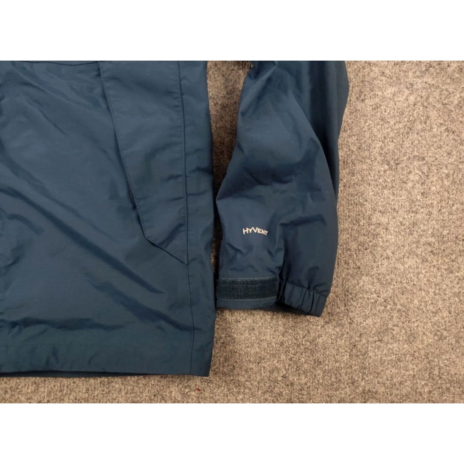 The North Face VINTAGE The North Face Blue HyVent Waterproof Hooded Pocket Zip Ski Jacket Y2K Style Size US S / EU 44-46 / 1 - 7 Thumbnail