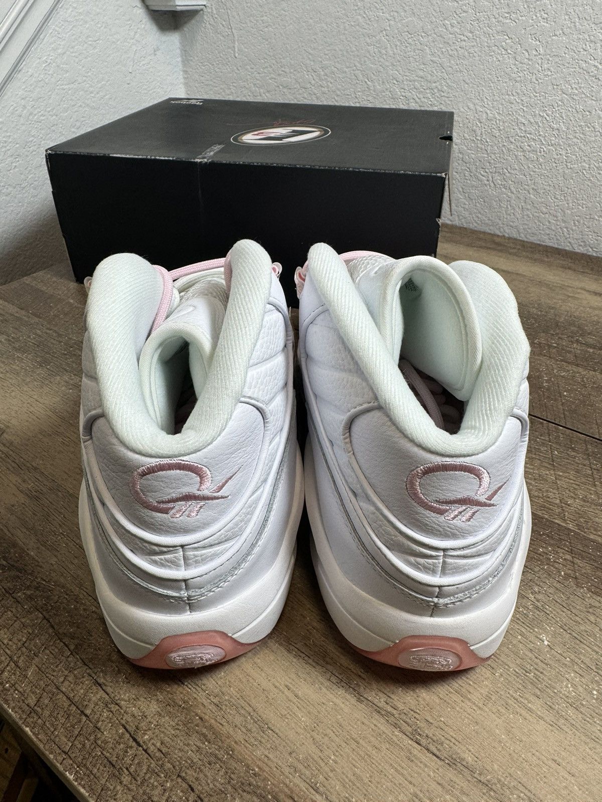 Reebok Reebok Question Mid “Pink Toe” 2021 Men's Size 10.5 Iverson Size US 10.5 / EU 43-44 - 4 Thumbnail