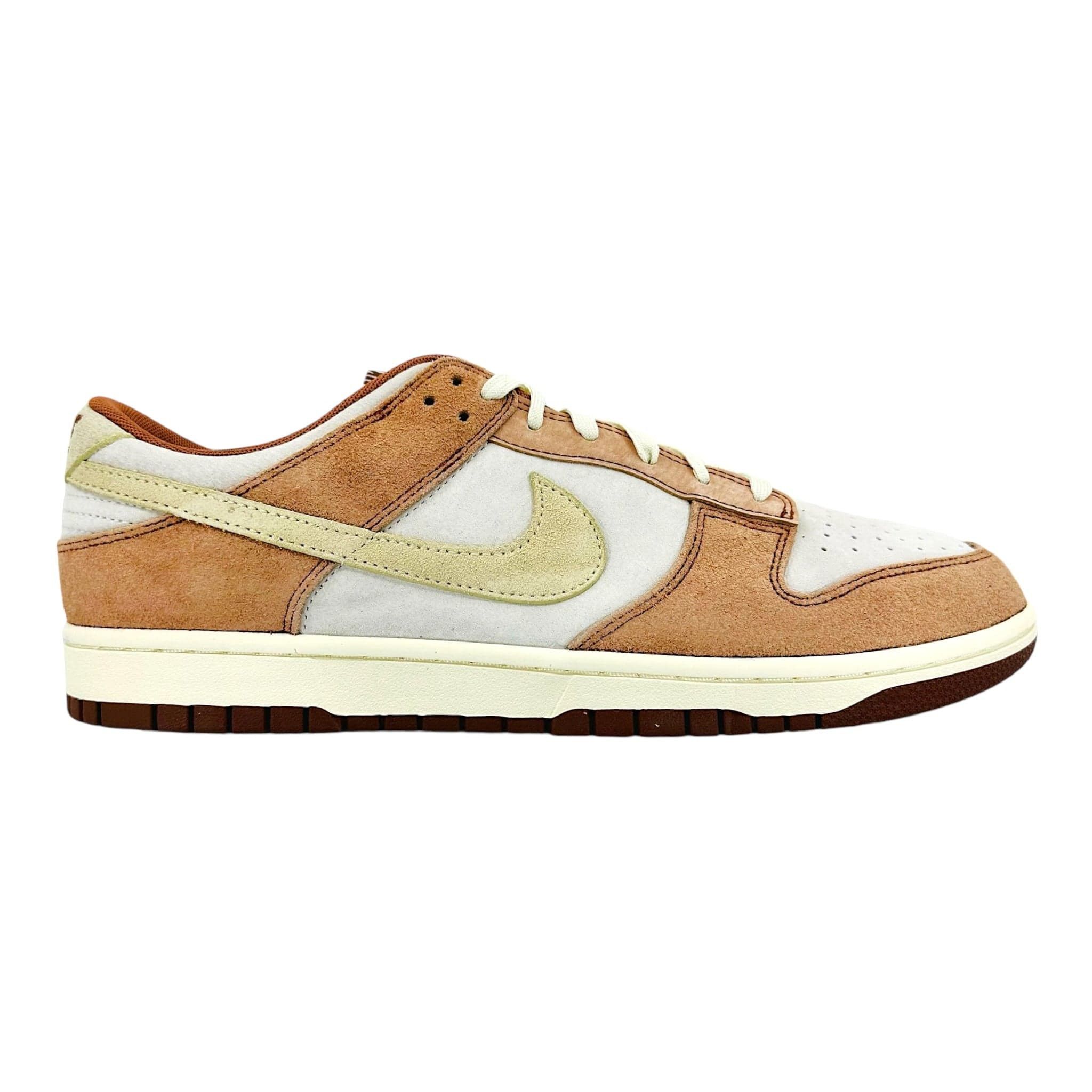 Dunk Low Medium Curry
