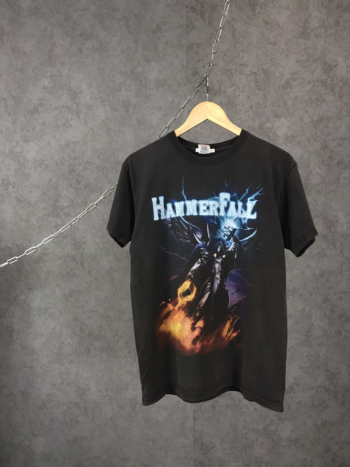 Band Tees Hammer Fall vintage rock band tee Size US M / EU 48-50 / 2 - 1 Thumbnail