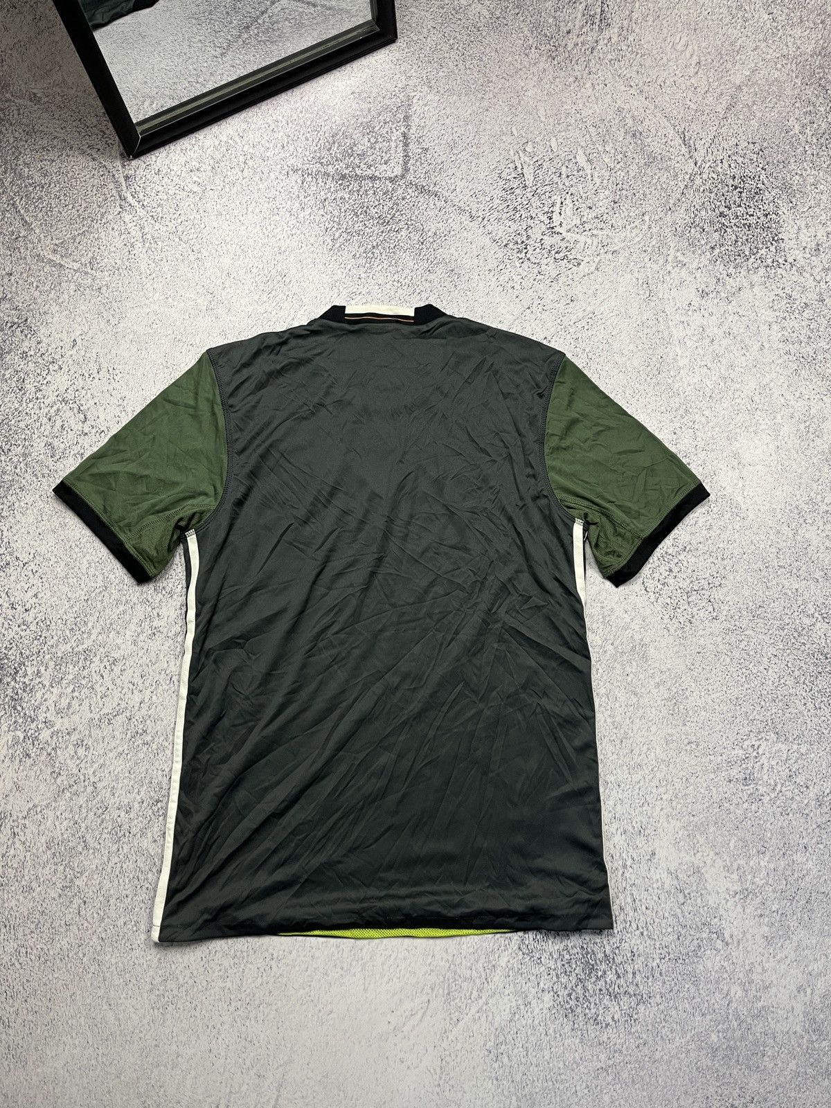 Adidas Adidas Germany 2015/16 Away Double Sided Soccer Jersey Size US S / EU 44-46 / 1 - 7 Thumbnail