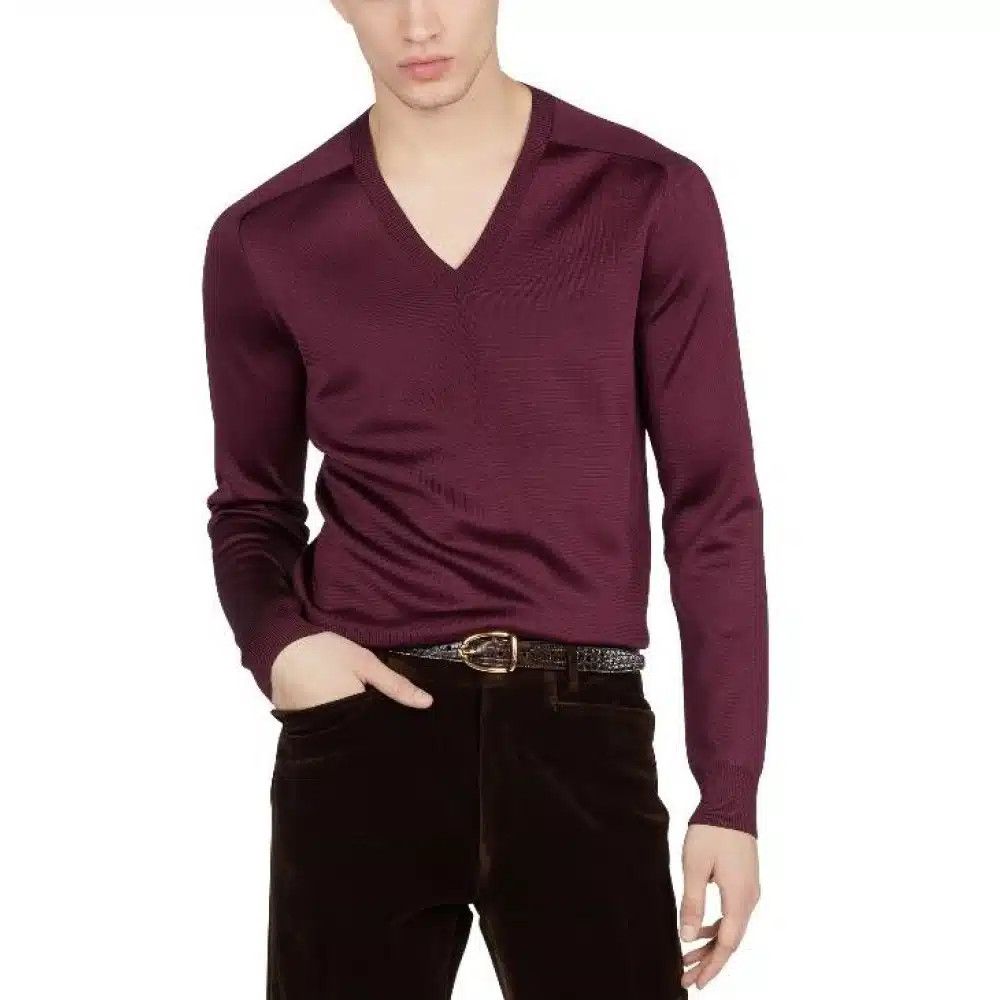 Tom Ford o1loc1c0325 KVL009 Silk Blend V Neck Sweater in Purple Size US S / EU 44-46 / 1 - 2 Thumbnail