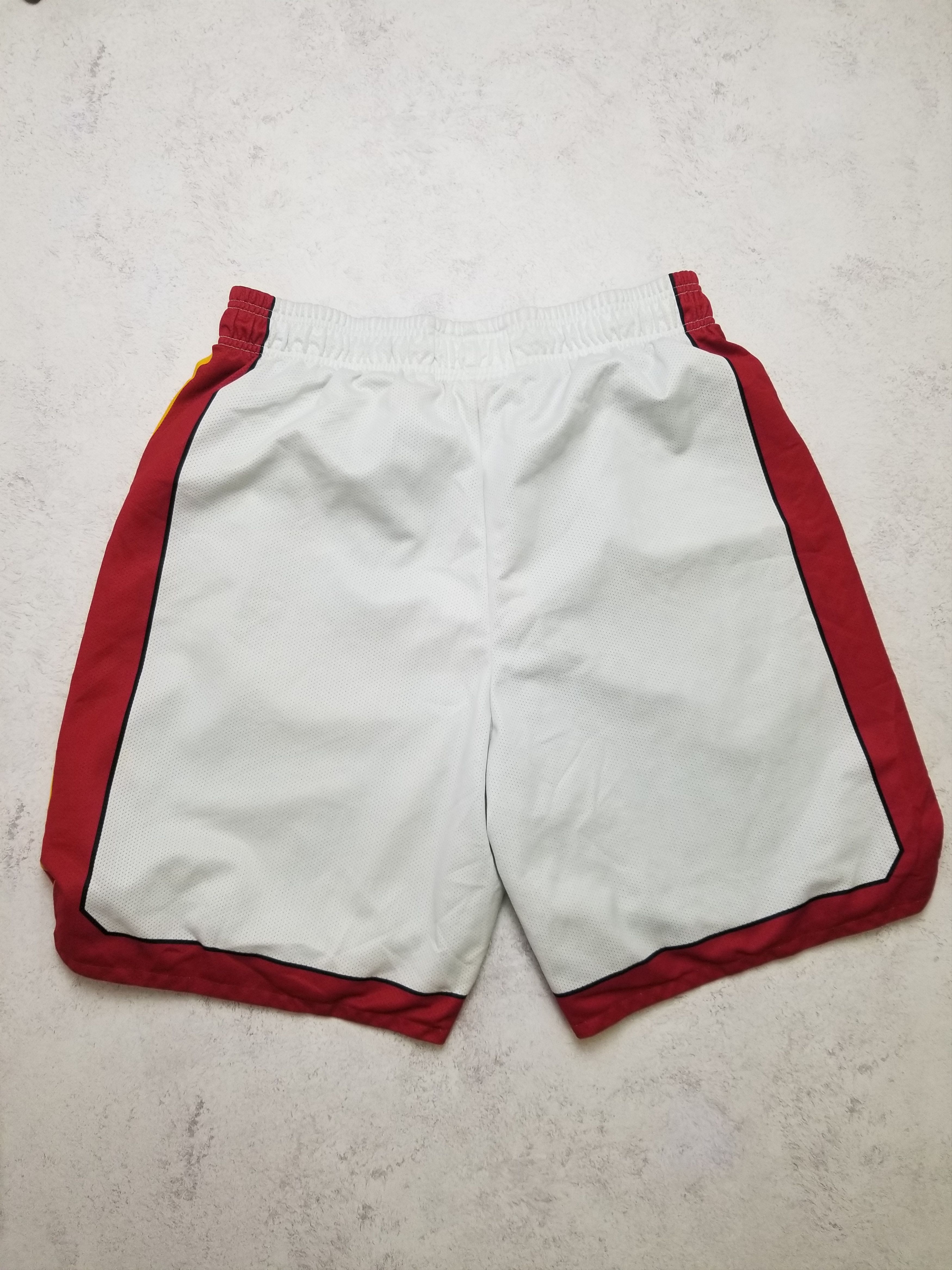 Champion Miami Heat NBA Champion Basketball Shorts Men's Size XL Size US 36 / EU 52 - 2 Thumbnail