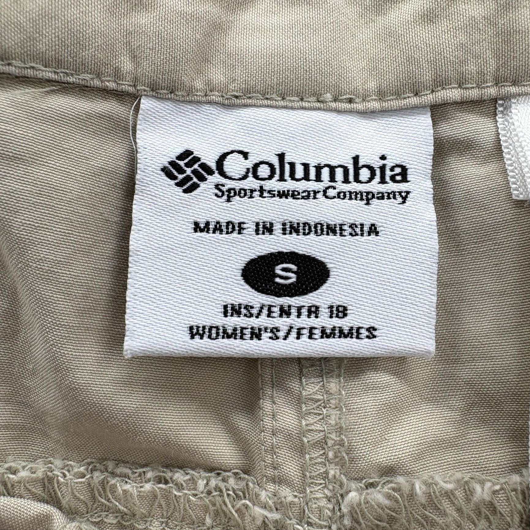 Vintage Columbia Capri Pants Womens S Beige Cotton Nylon NWT Casual Travel Workwear Pockets Drawstring Front Flat Front 18in Inseam Capris Size 28" / US 6 / IT 42 - 5 Thumbnail
