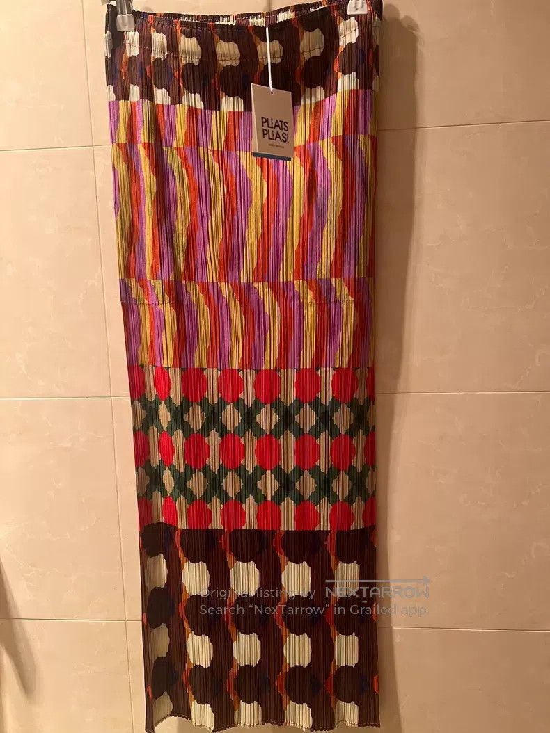 Issey Miyake Issey Miyake size:3 Pink skirt Size 31" - 2 Thumbnail