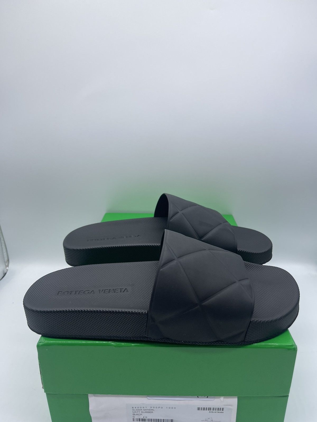Bottega Veneta Bottega Veneta Matt rubber sliders Size US 10 / IT 40 - 2 Thumbnail