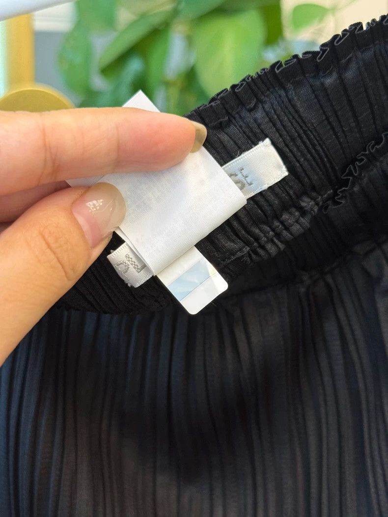 Issey Miyake Issey Miyake size:2 Black hidden tatami trousers Size 31" - 6 Thumbnail