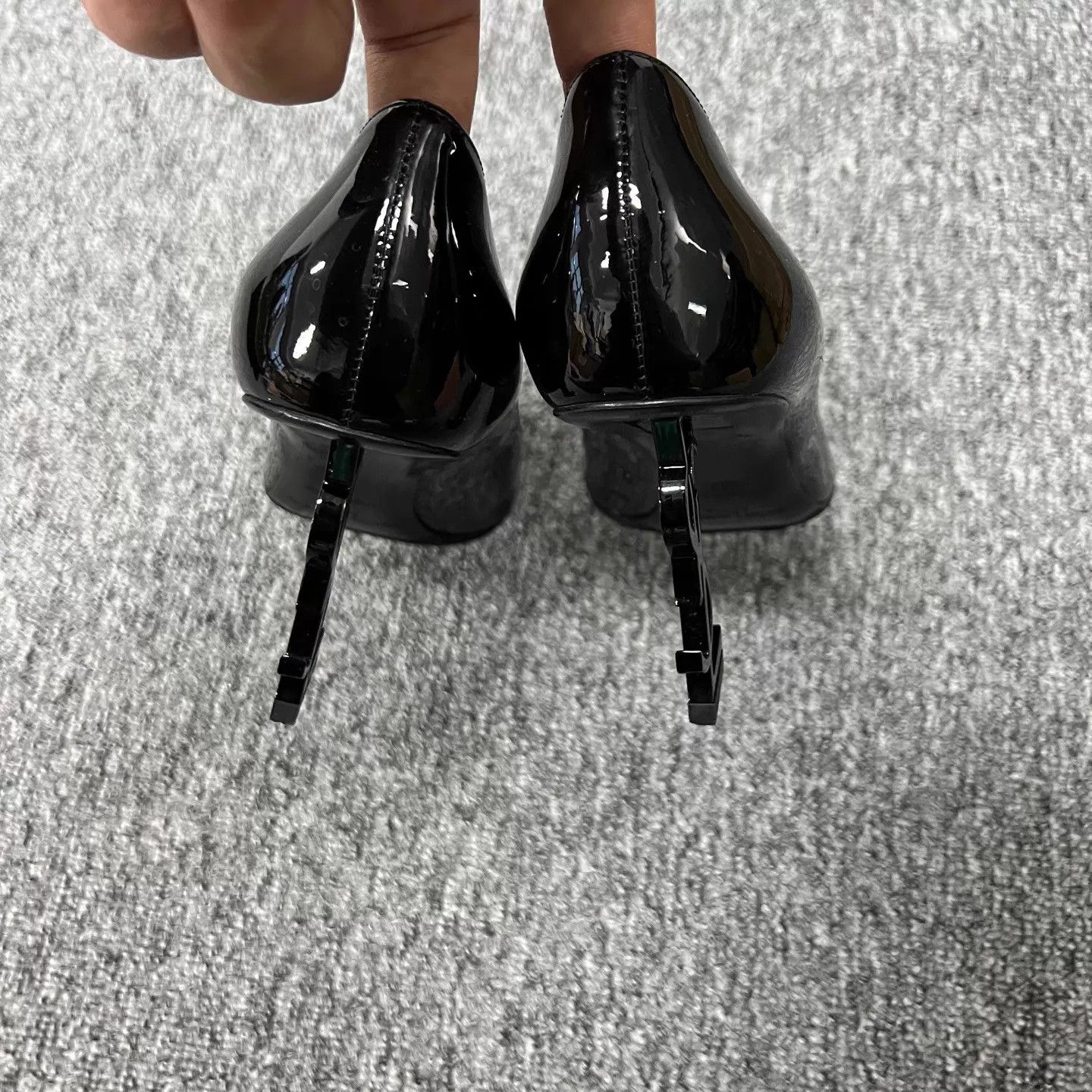 Yves Saint Laurent YSL Patent Leather YSL Heel Pumps Women's 37 99 New Size US 6.5 / IT 36.5 - 5 Thumbnail