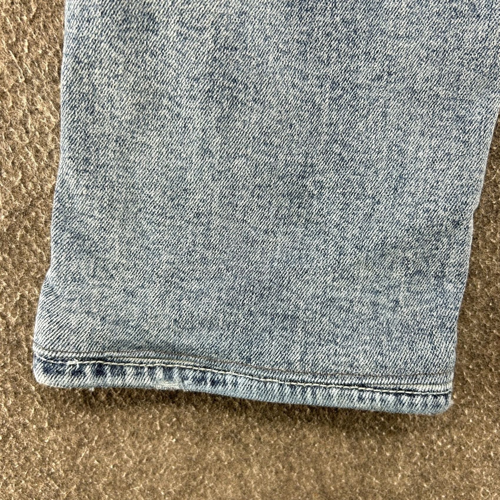 True Religion True Religion Ricky Jeans Mens 34x29 Blue Distressed Relaxed Straight Denim 5-Pocket Design Size US 34 / EU 50 - 4 Thumbnail