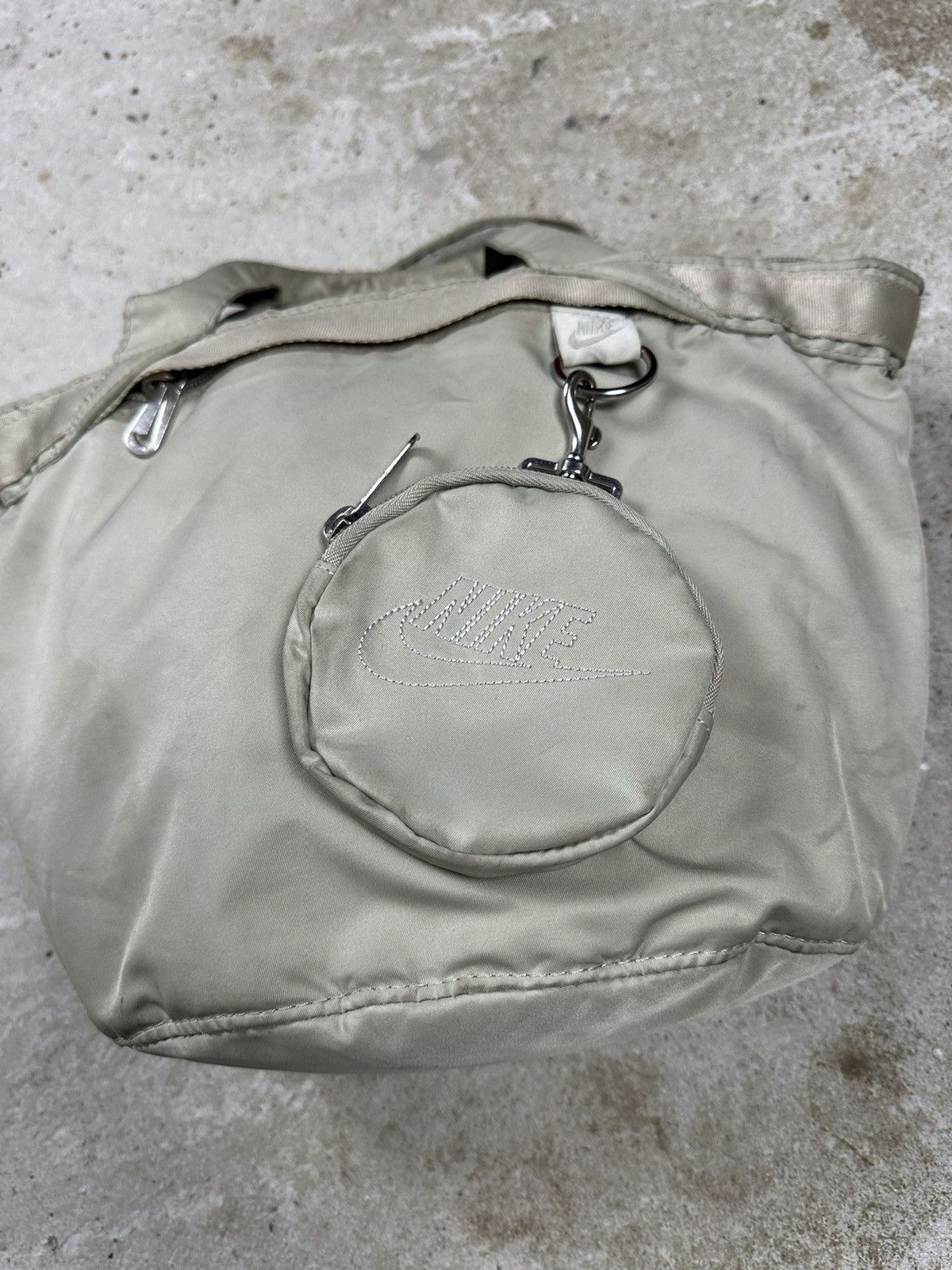 Nike Vintage Y2K Nike Tote Hand Bag Distressed Size ONE SIZE - 5 Thumbnail