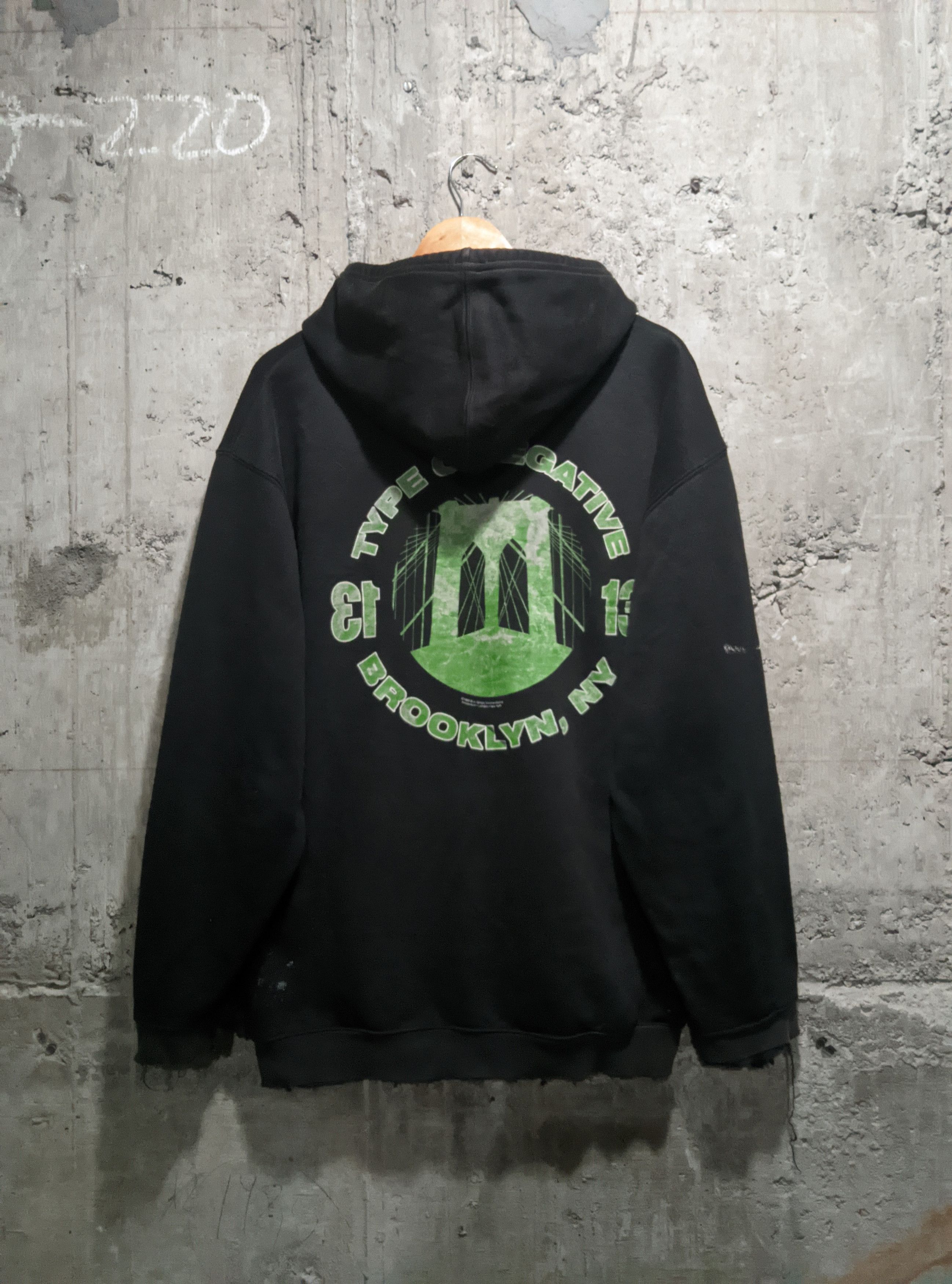 Band Tees Vintage 1999 type o negative thrashed goth metal hoodie Size US XL / EU 56 / 4 - 2 Thumbnail