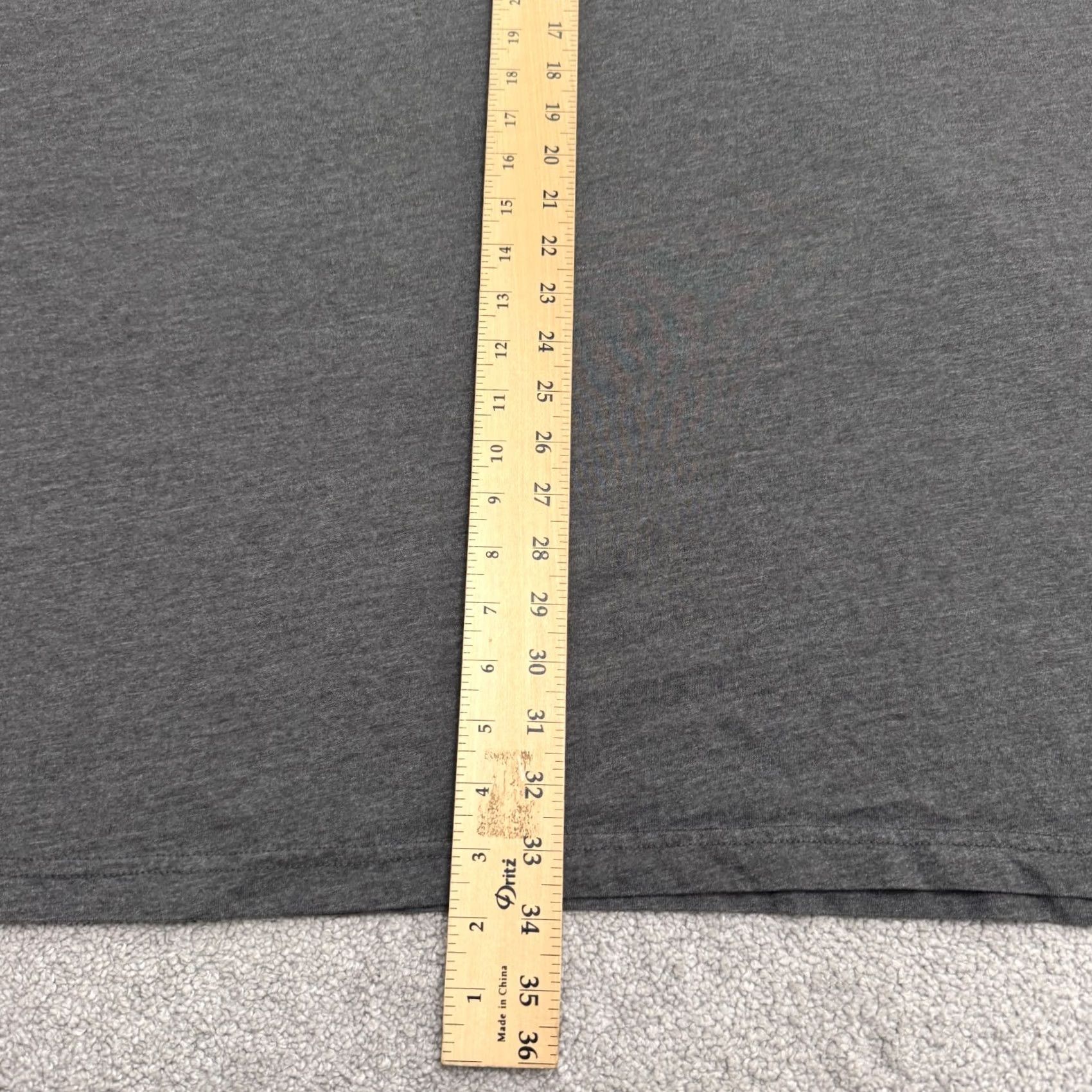 Vintage St. John's Bay T-Shirt Mens 5XL Gray V-Neck Tee Short Sleeve Basic Easy Care Quick-Dri Basic Tee Regular Fit Big & Tall Size US XXL / EU 58 / 5 - 5 Thumbnail