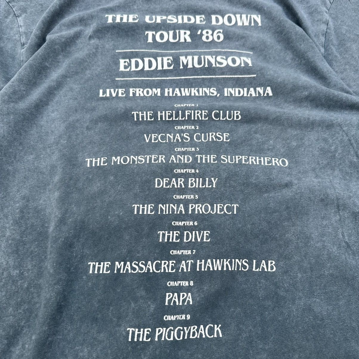 Welcome Stranger Stranger Things The Upside Down Tour T-shirt Band Pop Rock Size US S / EU 44-46 / 1 - 12 Thumbnail