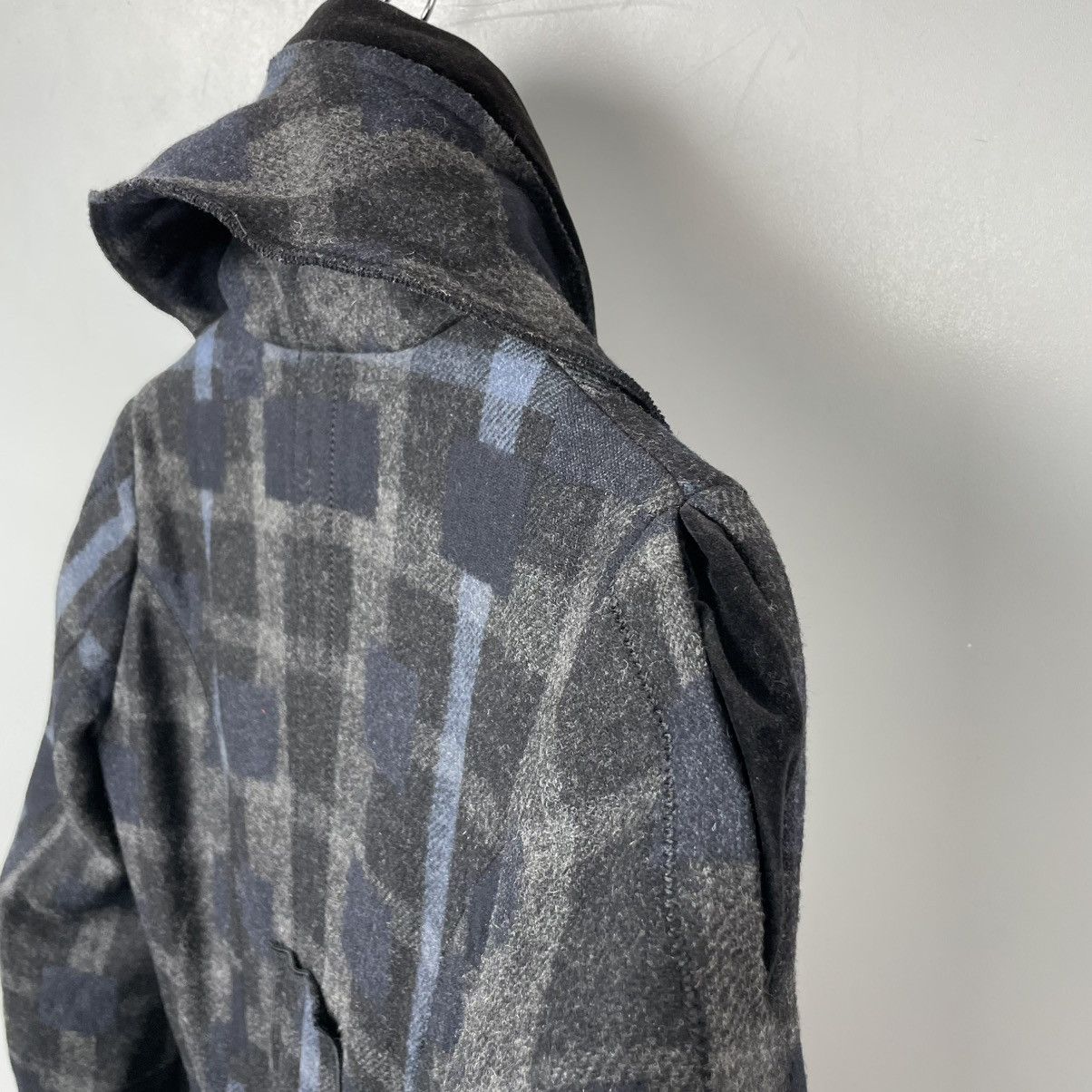 Marithe + Francois Girbaud Marithe Francois Girbaud Tartan Plaid Deconstructed Coat Size S / US 4 / IT 40 - 10 Thumbnail