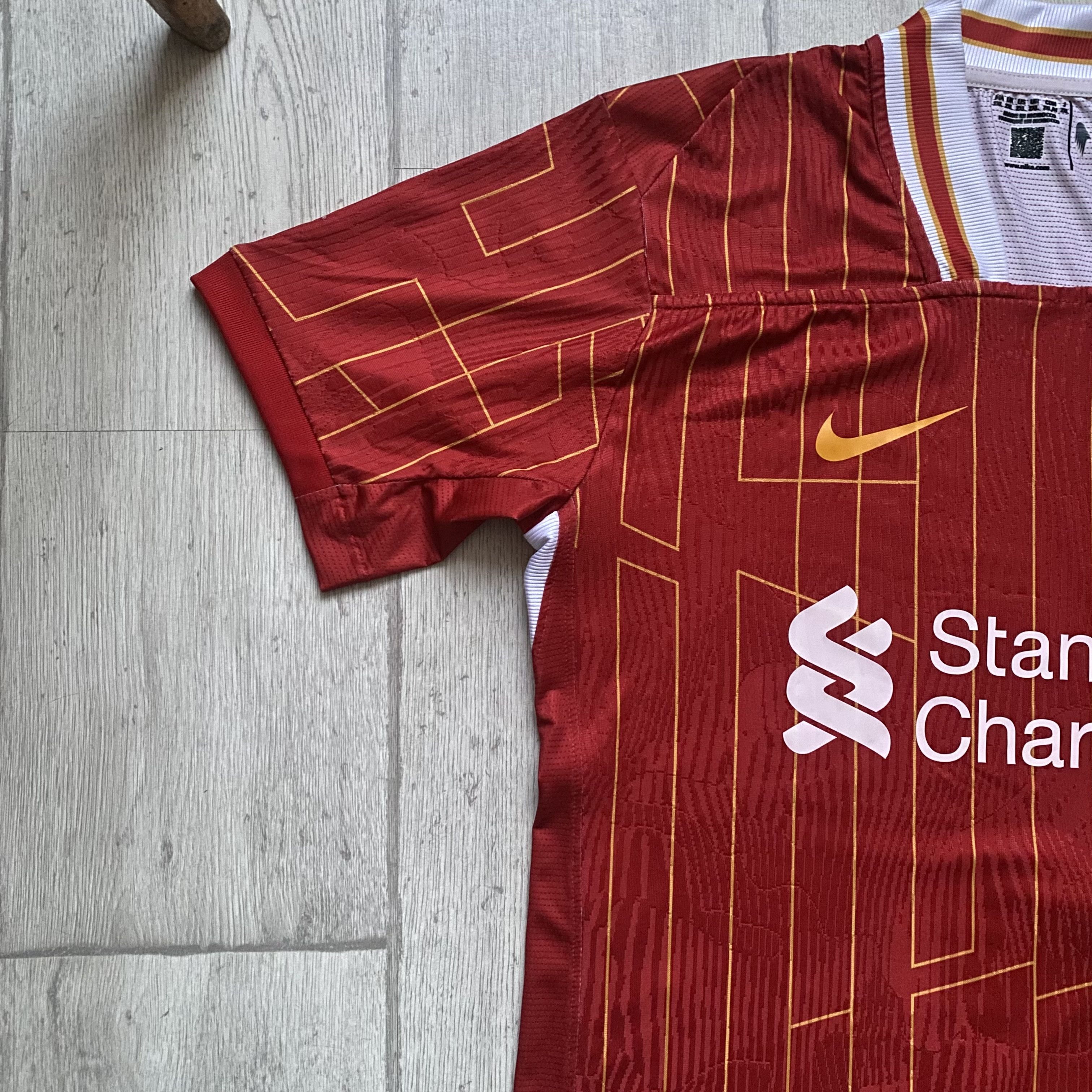 Nike ⚽️ Blockore Nike FC Liverpool jersey 24\25 Size US XL / EU 56 / 4 - 8 Thumbnail