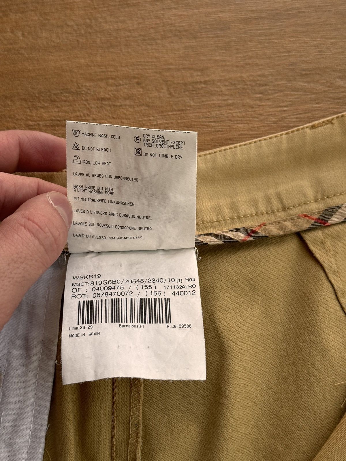 Burberry × Vintage Vintage Burberry Golf Nova Check Luxury Beige Skirt/Shorts Size 28" / US 6 / IT 42 - 10 Thumbnail
