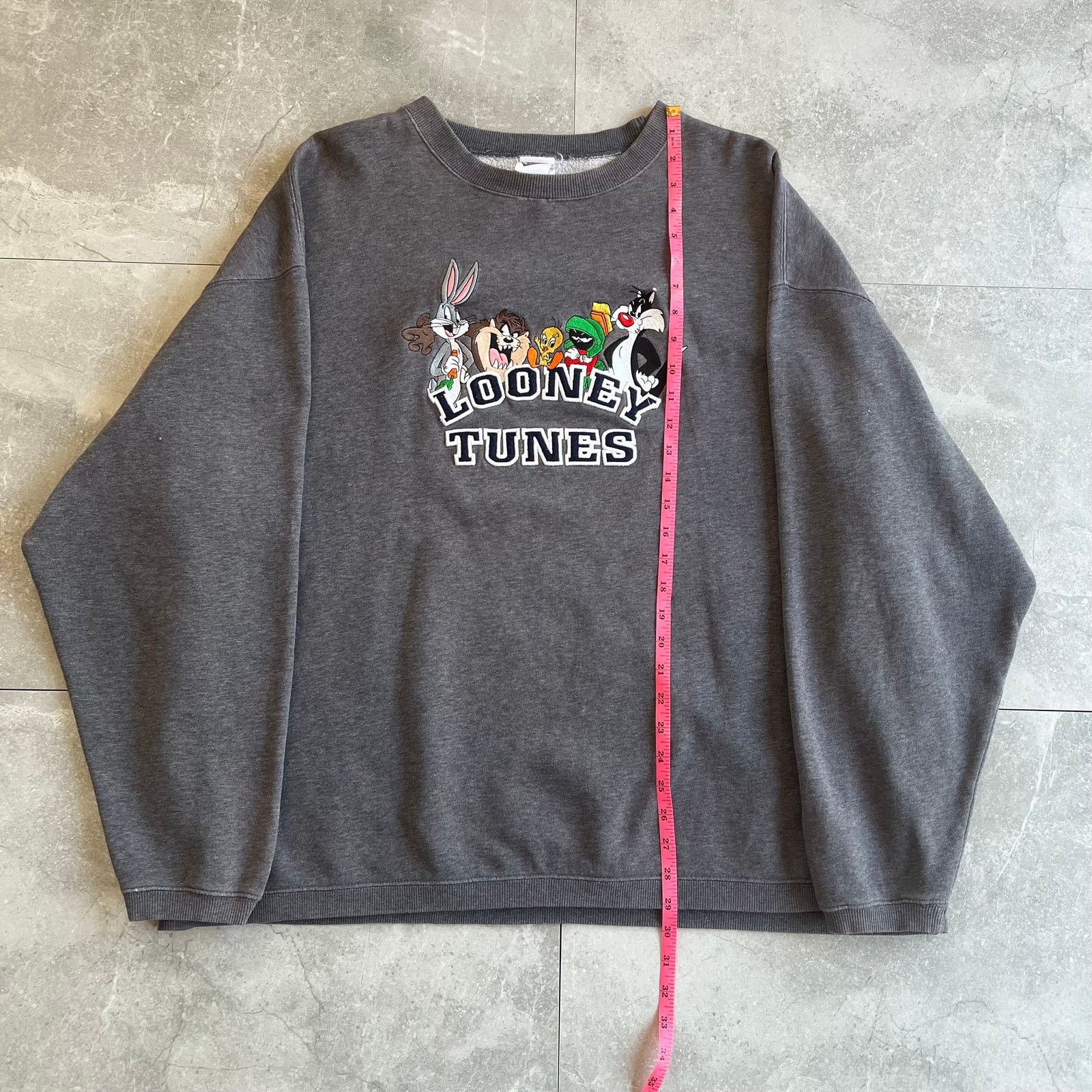 Disney 1999 vintage looney toons sweater Size US XXL / EU 58 / 5 - 3 Thumbnail