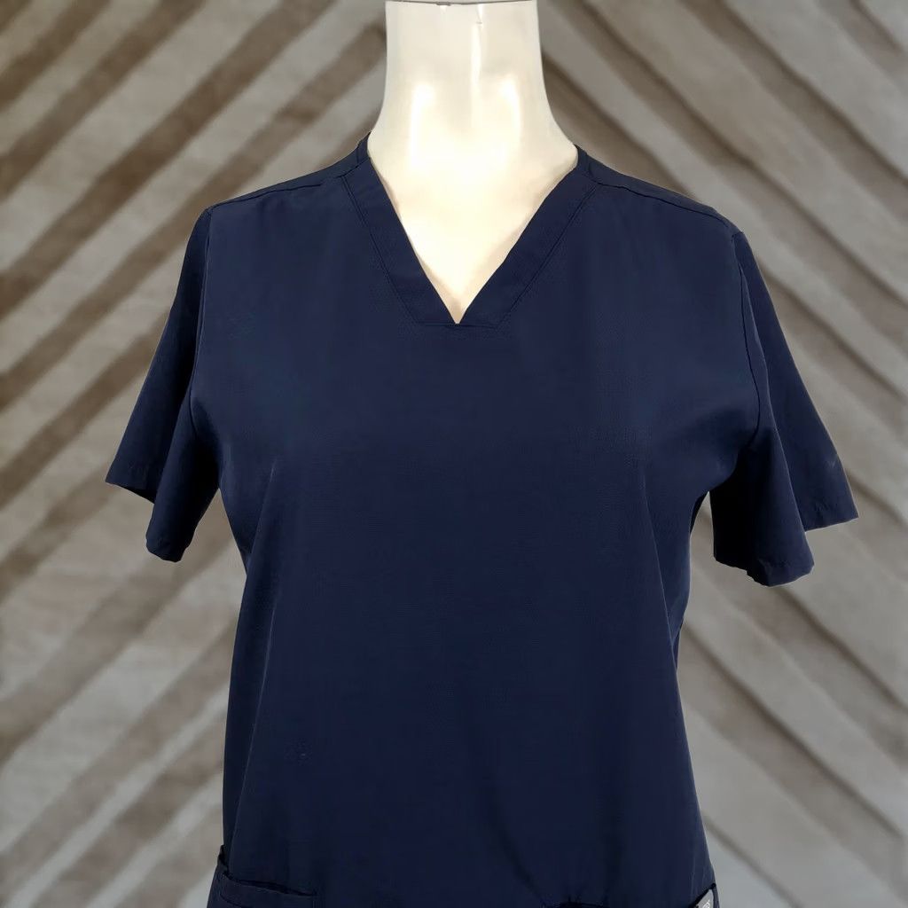 Vintage FIGS Navy Blue V-Neck Short Sleeve Scrub Top with Pockets Women's XS Size XS / US 0-2 / IT 36-38 - 1 Thumbnail