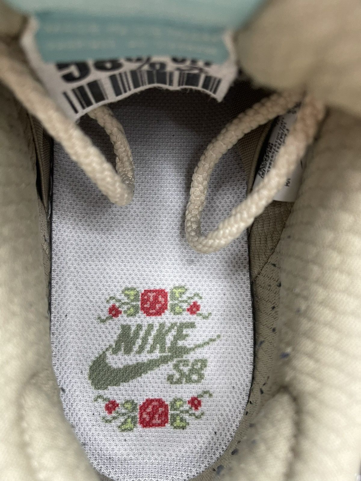 Nike Size 11.5 - Nike Dunk Low SB Big Money Savings Size US 11.5 / EU 44-45 - 10 Thumbnail