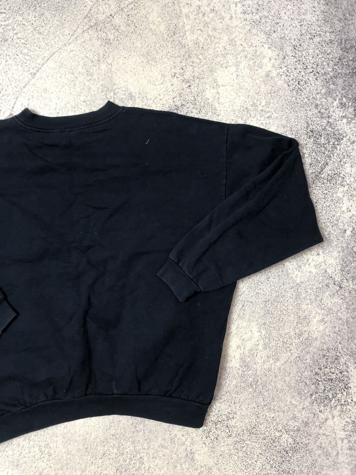 Tommy Hilfiger Vintage Sweater Tommy Hilfiger big logo y2k casual japan Size US L / EU 52-54 / 3 - 7 Thumbnail