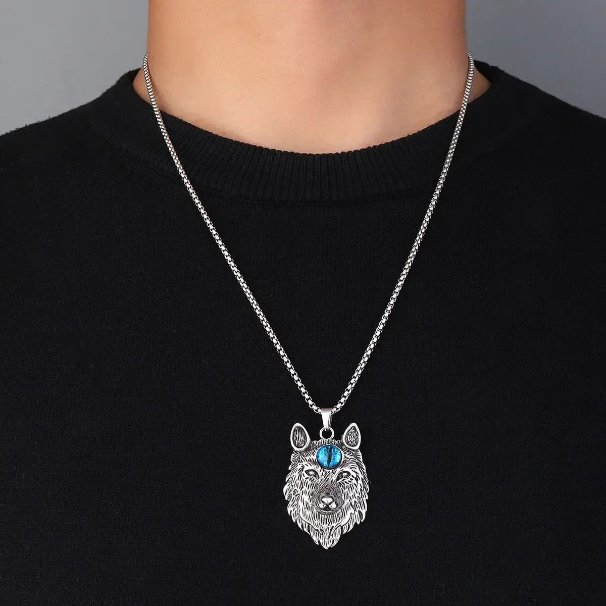 Jewelry Wolf Necklace Size ONE SIZE - 1 Thumbnail