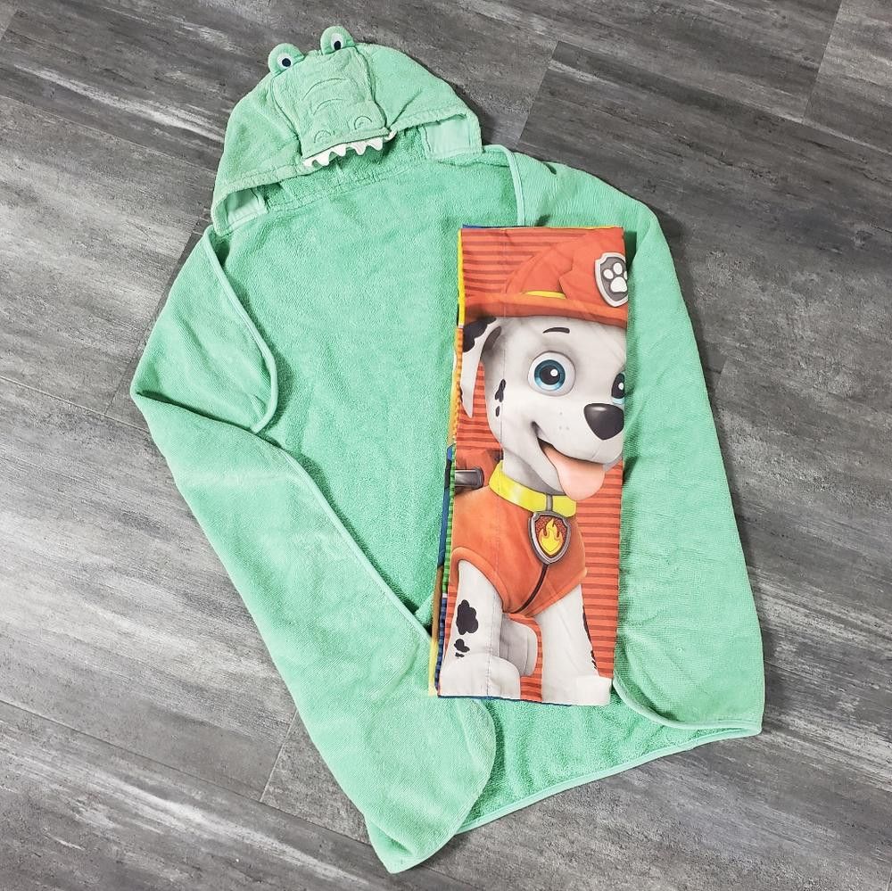 Nickelodeon Green Crocodile Hooded Blanket Pajama Bundle Size ONE SIZE - 1 Thumbnail