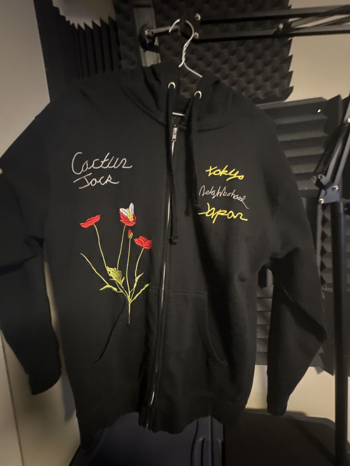 Travis Scott Travis scottx neighborhood Size US L / EU 52-54 / 3 - 8 Thumbnail