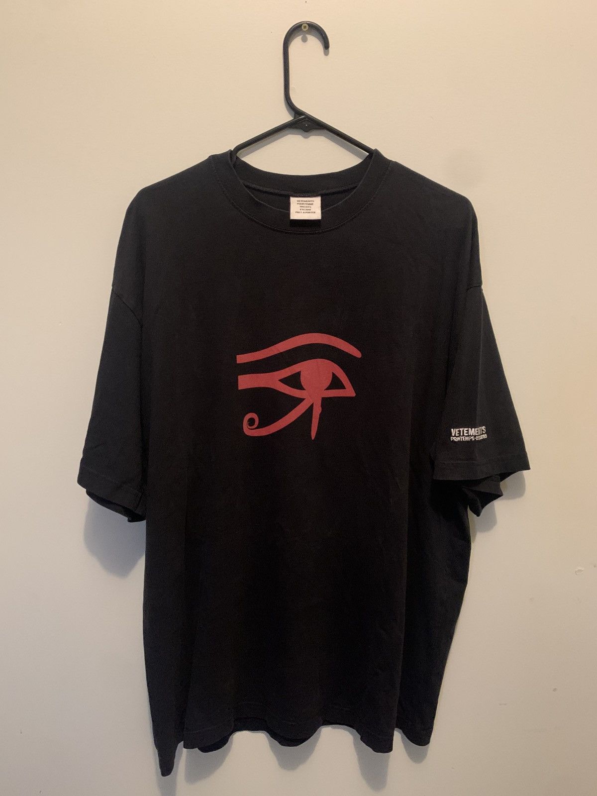 Vetements Eye of Horus Tシャツ 半袖 ブラック XS Vetements Eye of Horus Tシャツ 半袖 ブラック XS