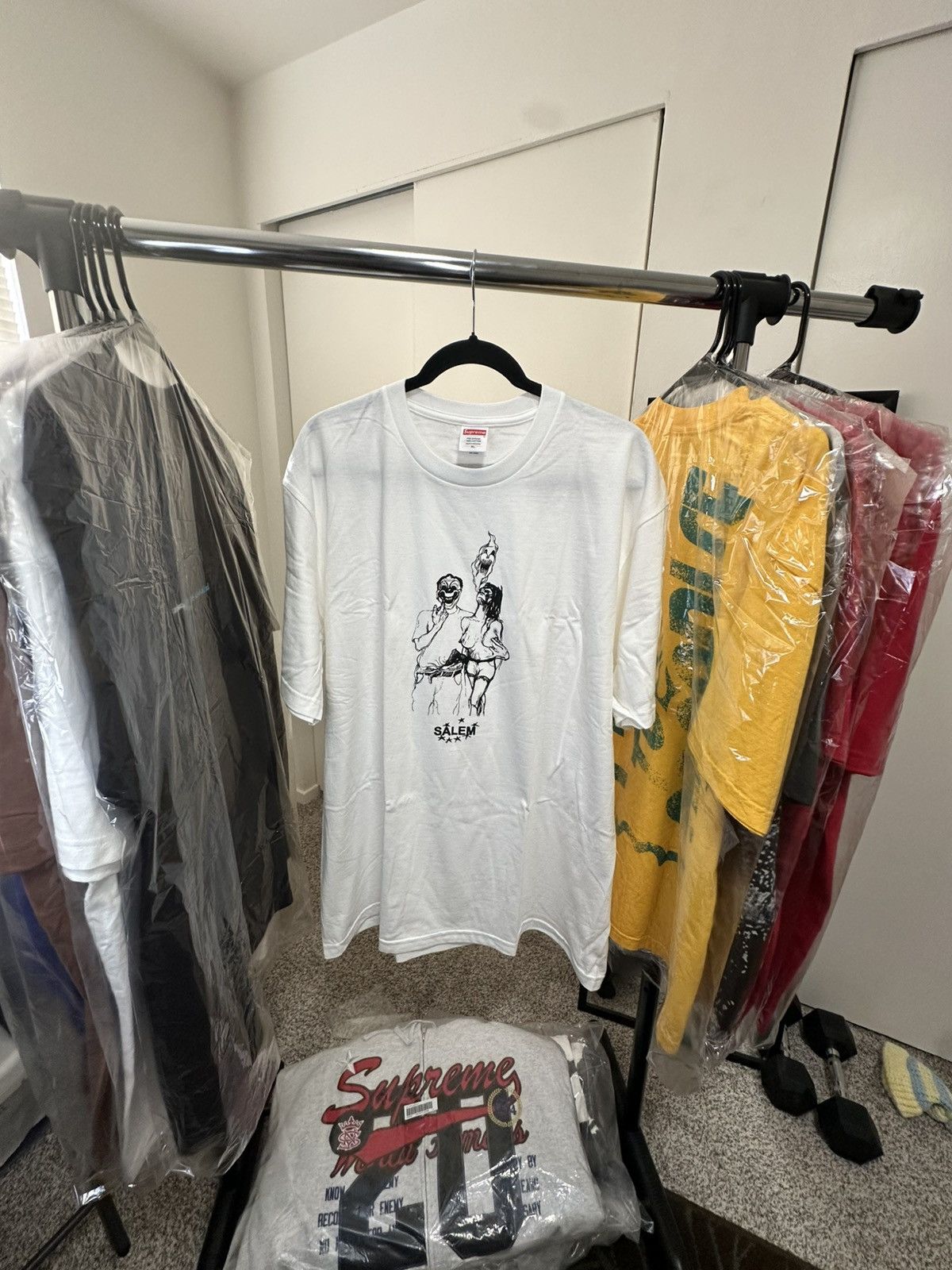 S4LEM × Supreme Brand new Supreme x Salem tee Size US XL / EU 56 / 4 - 1 Thumbnail