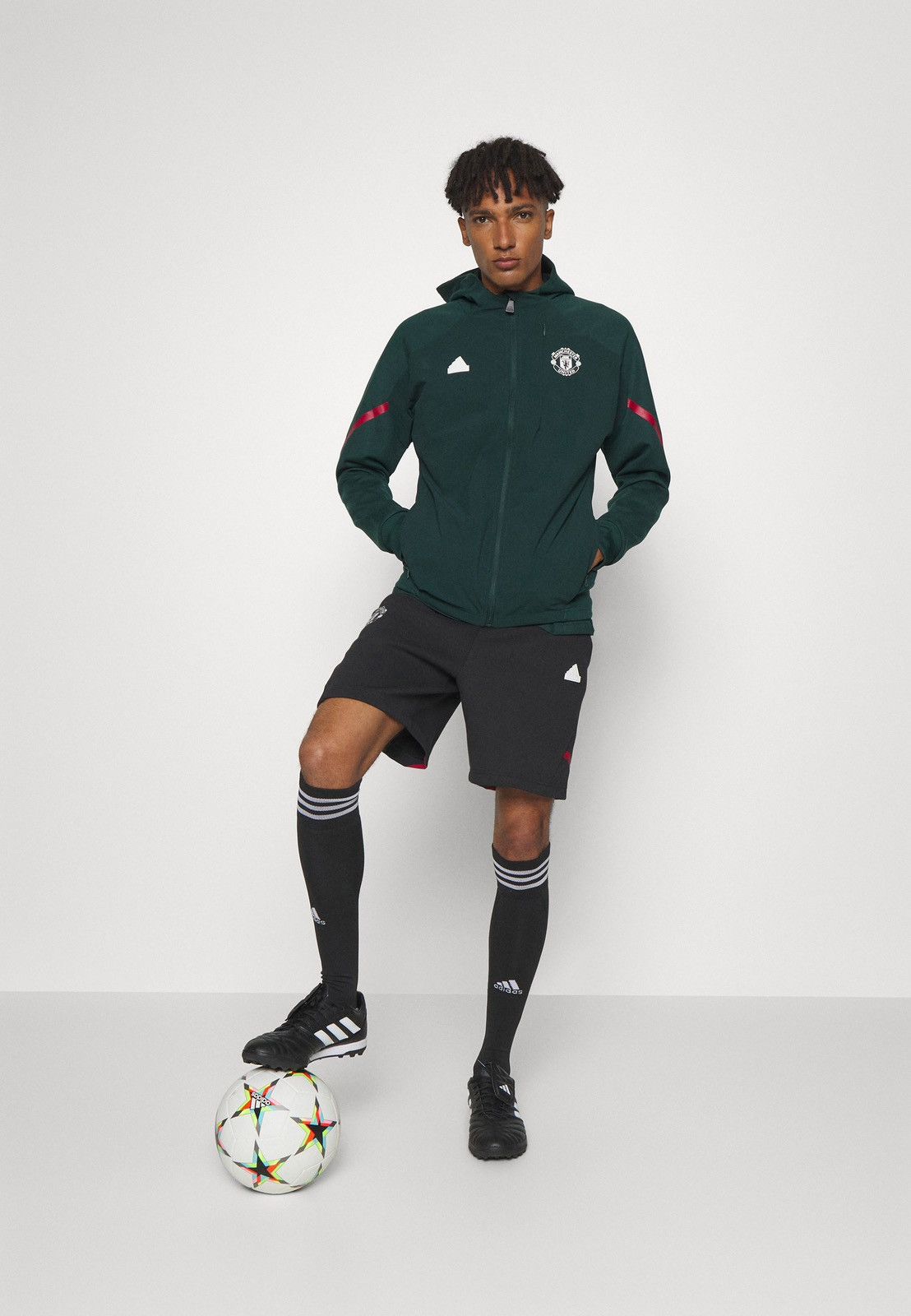 Adidas 🏴󠁧󠁢󠁥󠁮󠁧󠁿 2023 Adidas Manchester United Soccer Jacket Rare Hype Size US S / EU 44-46 / 1 - 3 Thumbnail