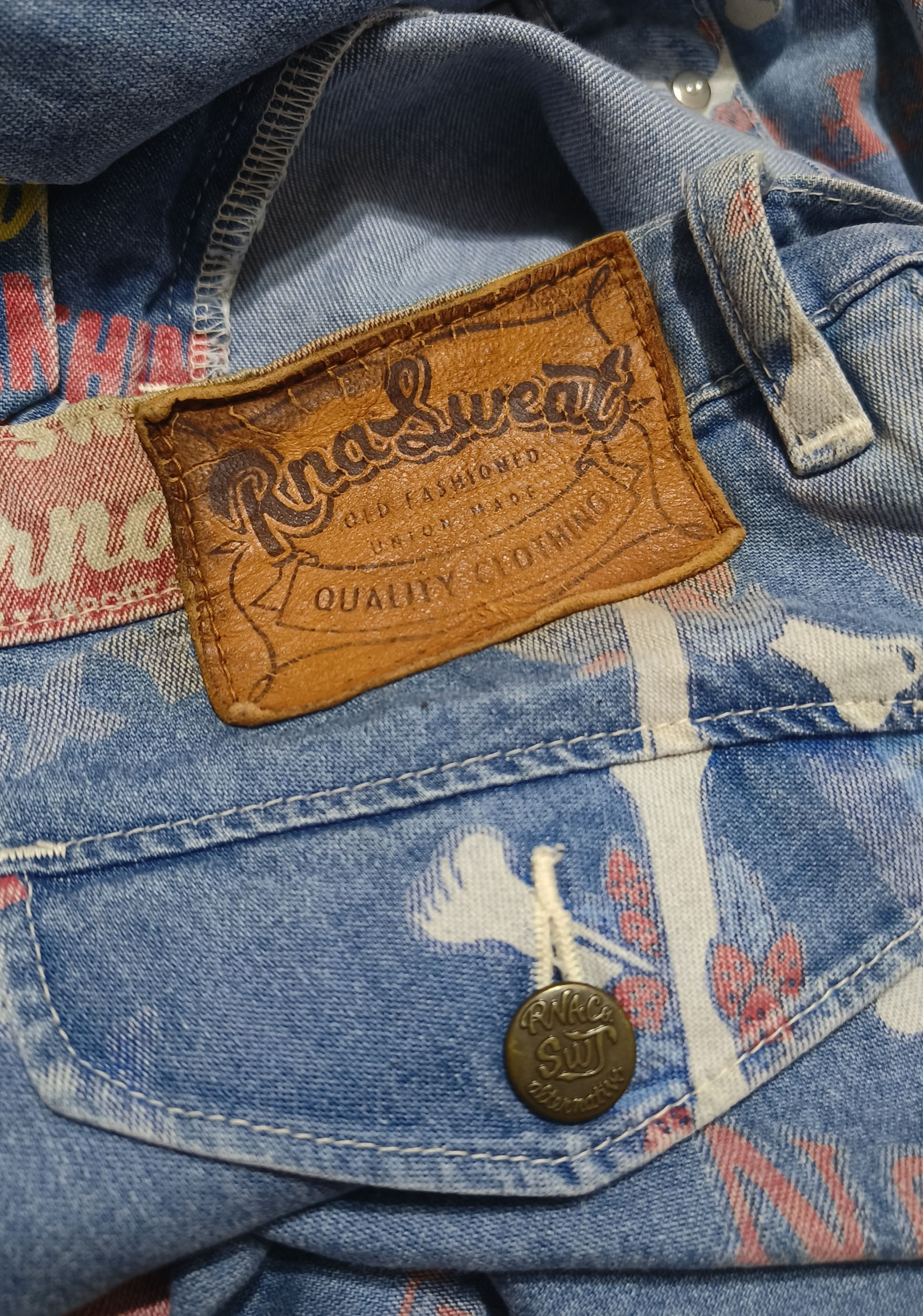 Japanese Brand Vintage Y2K RNA Inc. Printed Cross Bone Denim Jeans Pants Size US 31 - 8 Thumbnail
