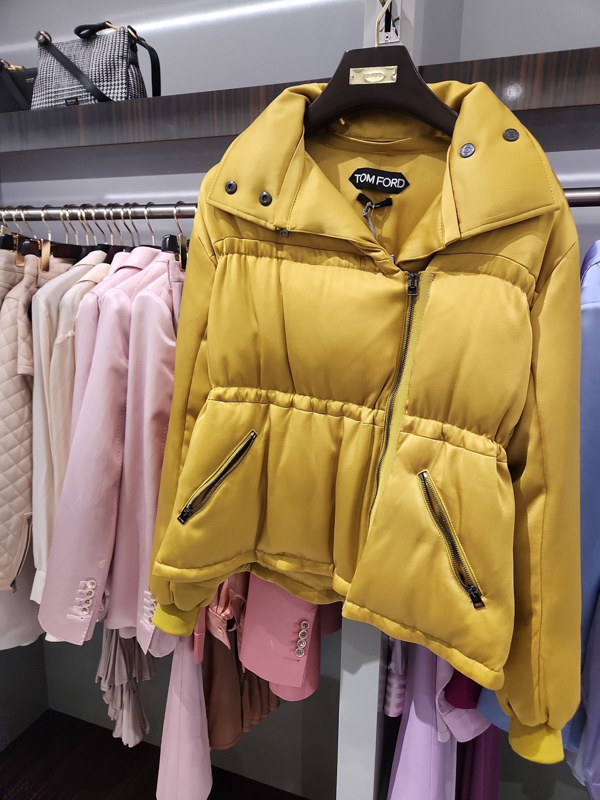 Tom Ford 01w1db10623 Down Jacket in Yellow Size XS / US 0-2 / IT 36-38 - 2 Thumbnail