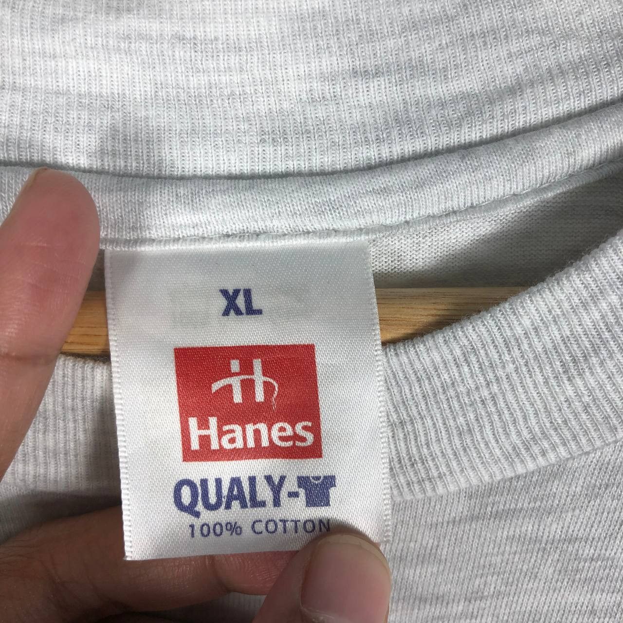 Hanes Vintage 1994 England Bull Dogs T-Shirt Size US XL / EU 56 / 4 - 7 Thumbnail