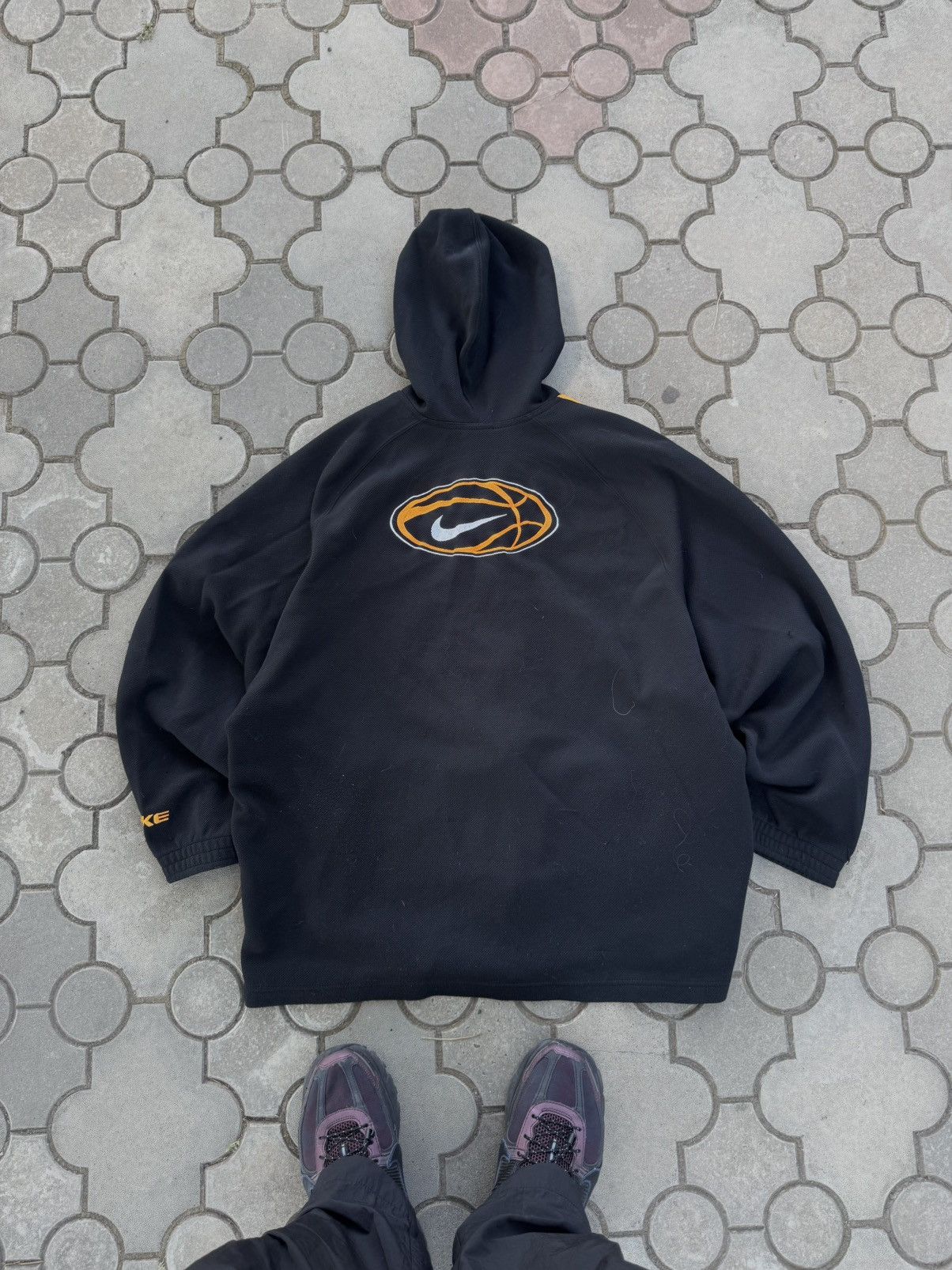 Nike Vintage Nike Basketball Big Logo Zip Hoodie 90s Size US L / EU 52-54 / 3 - 2 Thumbnail