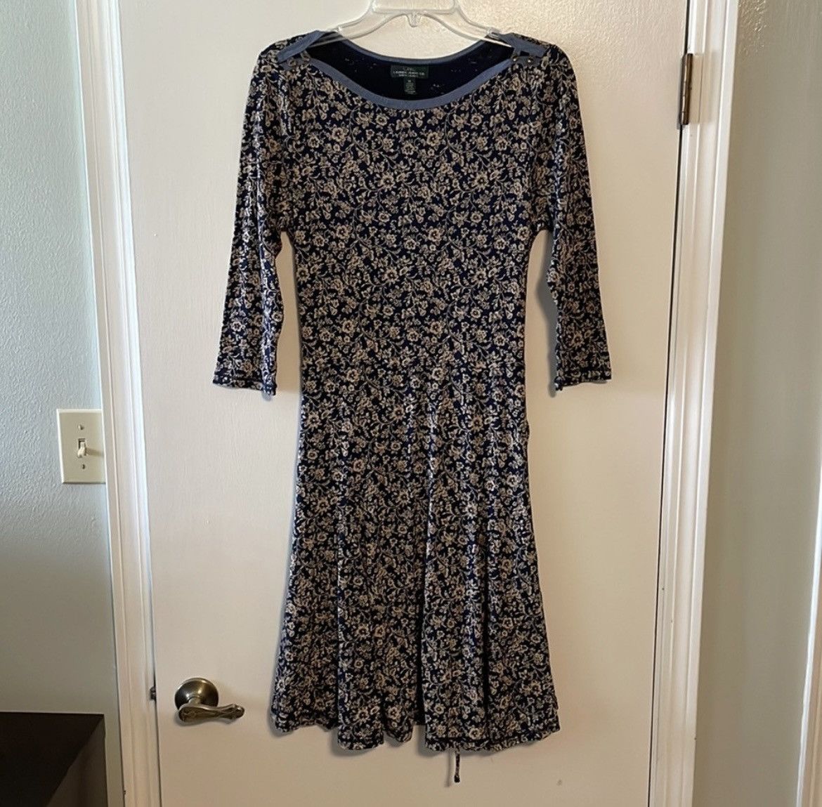 Lauren Ralph Lauren Lauren Ralph Lauren Long Sleeve Dress Size M / US 6-8 / IT 42-44 - 1 Thumbnail